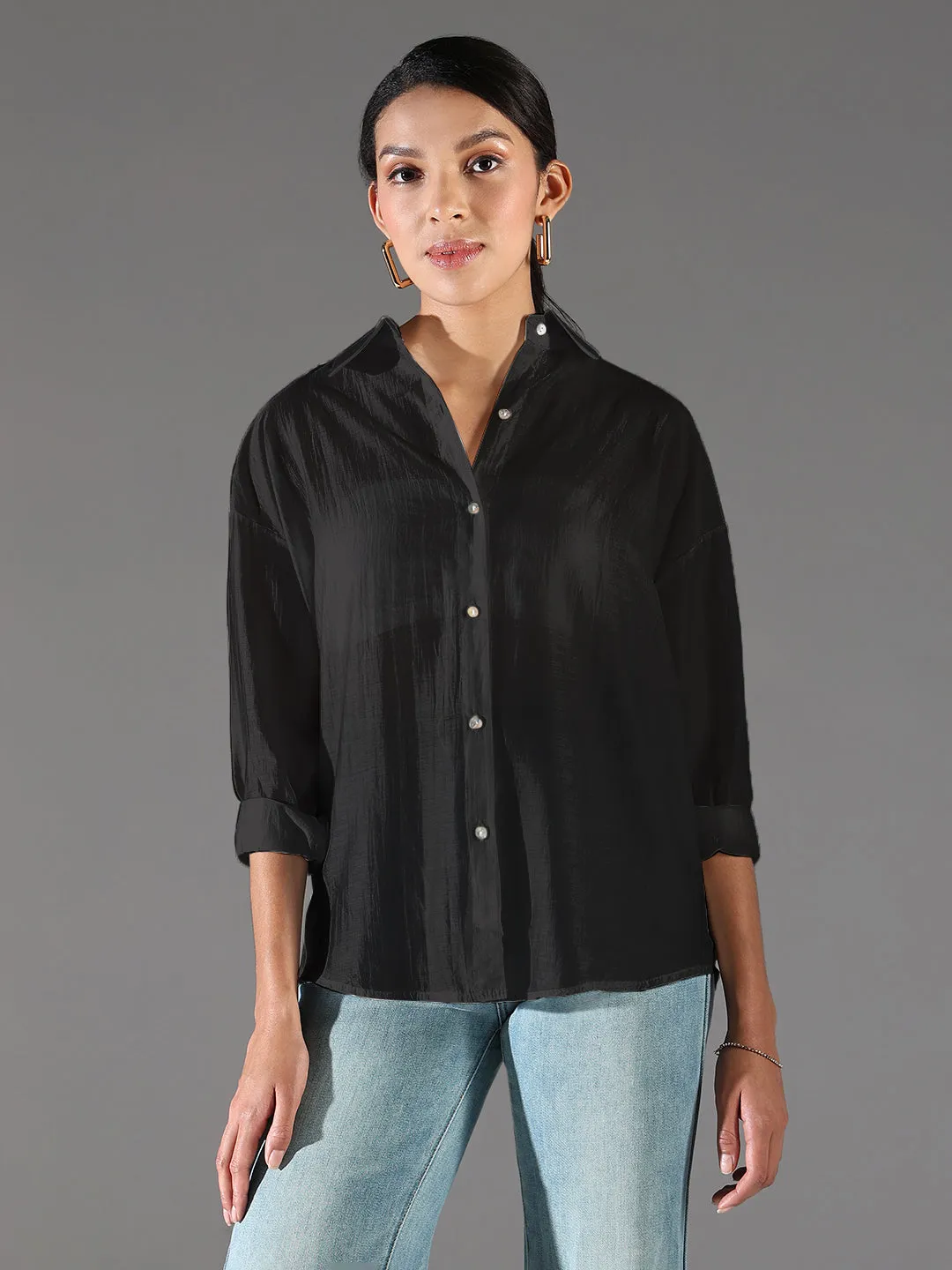 Smart Fashion Women's Black Solid Oversized Shirt