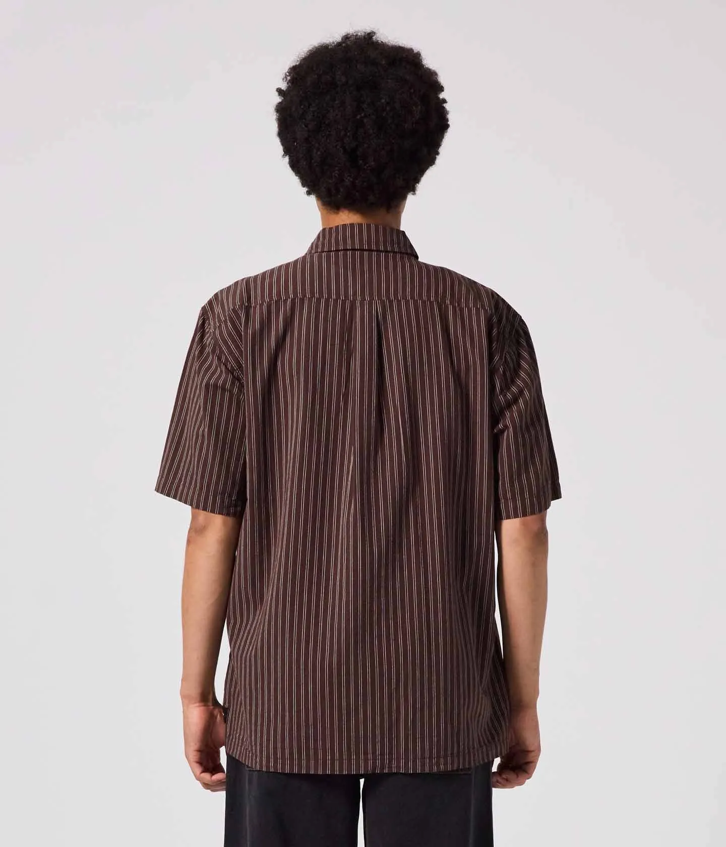 Cross Grain Knit GentleWashResistance REYNOLDS STRIPE SS SHIRT // BROWN