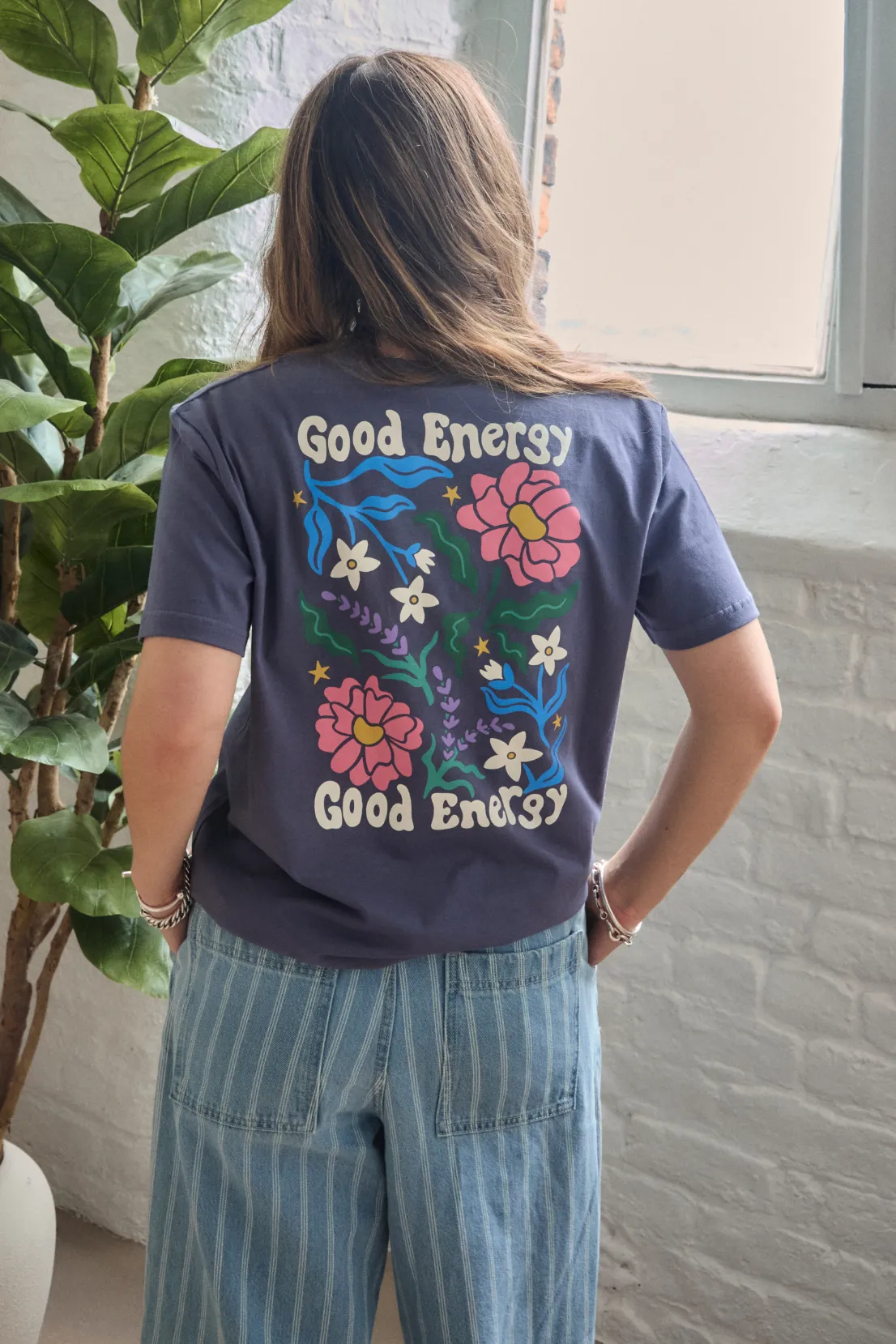 O&F Good Energy Tee - Navy Summer Fashion