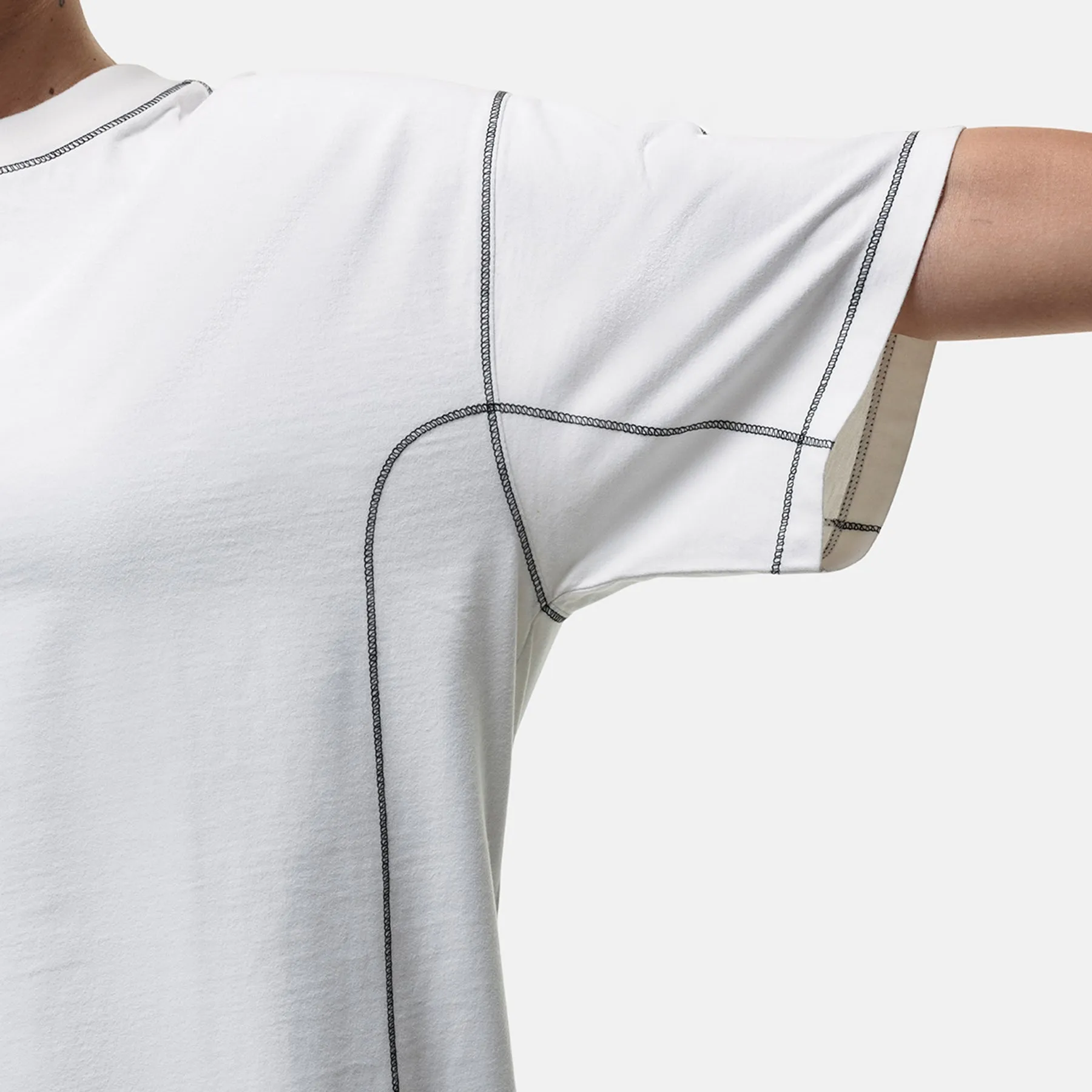 Trendy Look Floral Pattern Overlock Vintage White T-shirt