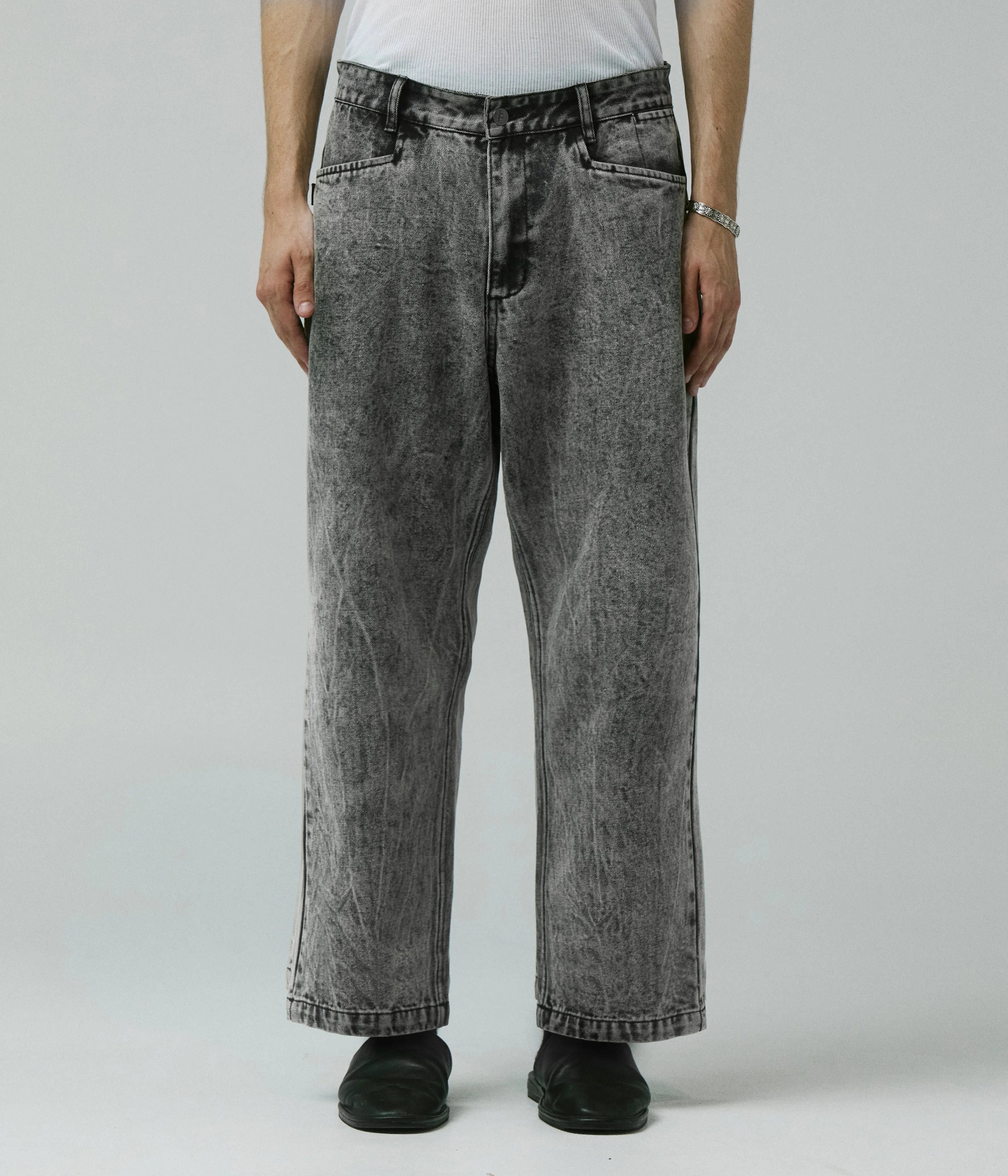 Flexible Performance Sporty Comfort AG ACID DENIM PANT // BLACK