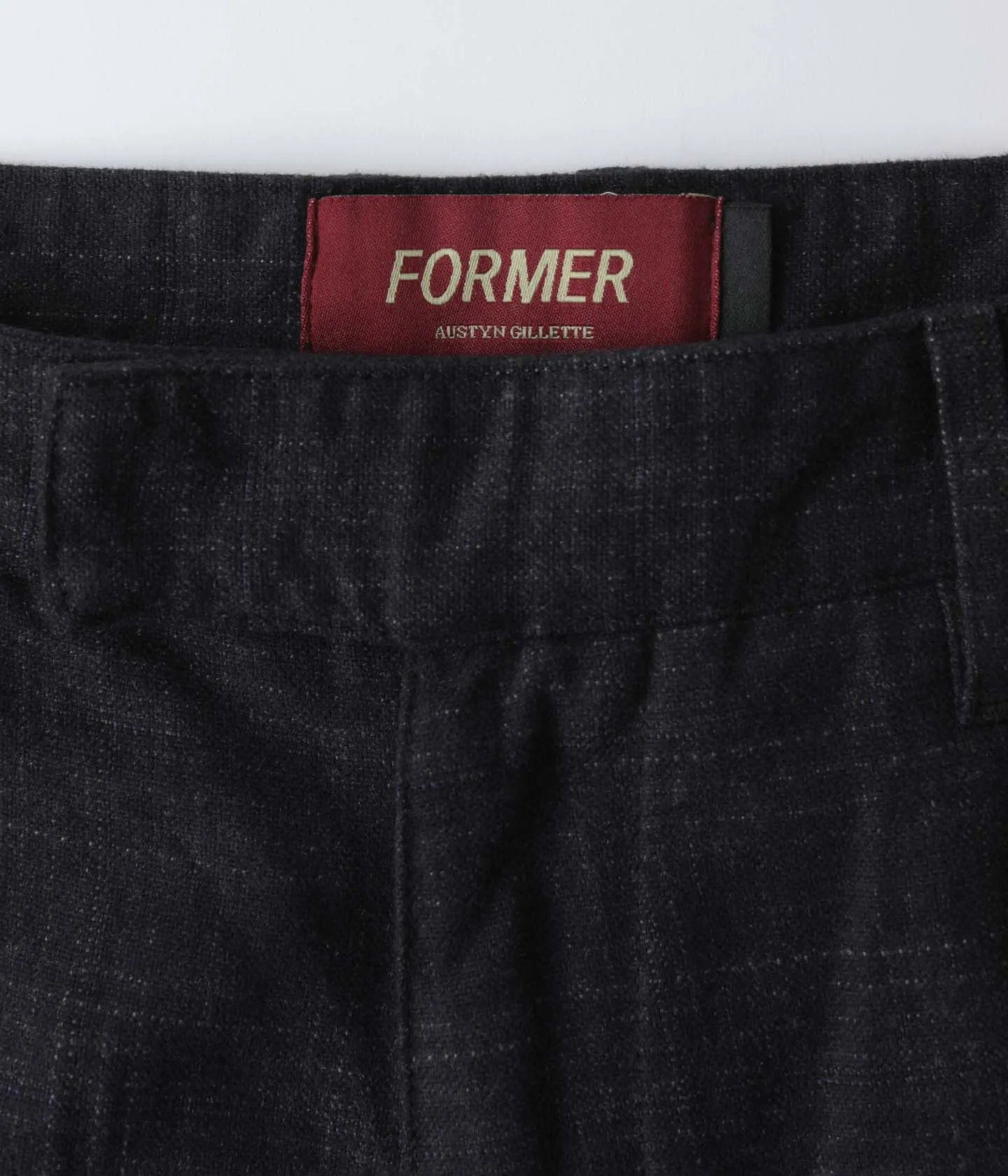 AG SLACK // CHARCOAL Stretch Waist Casual Movement