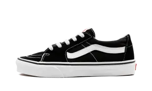 Stage Pop Sk8-Low "Black / White"