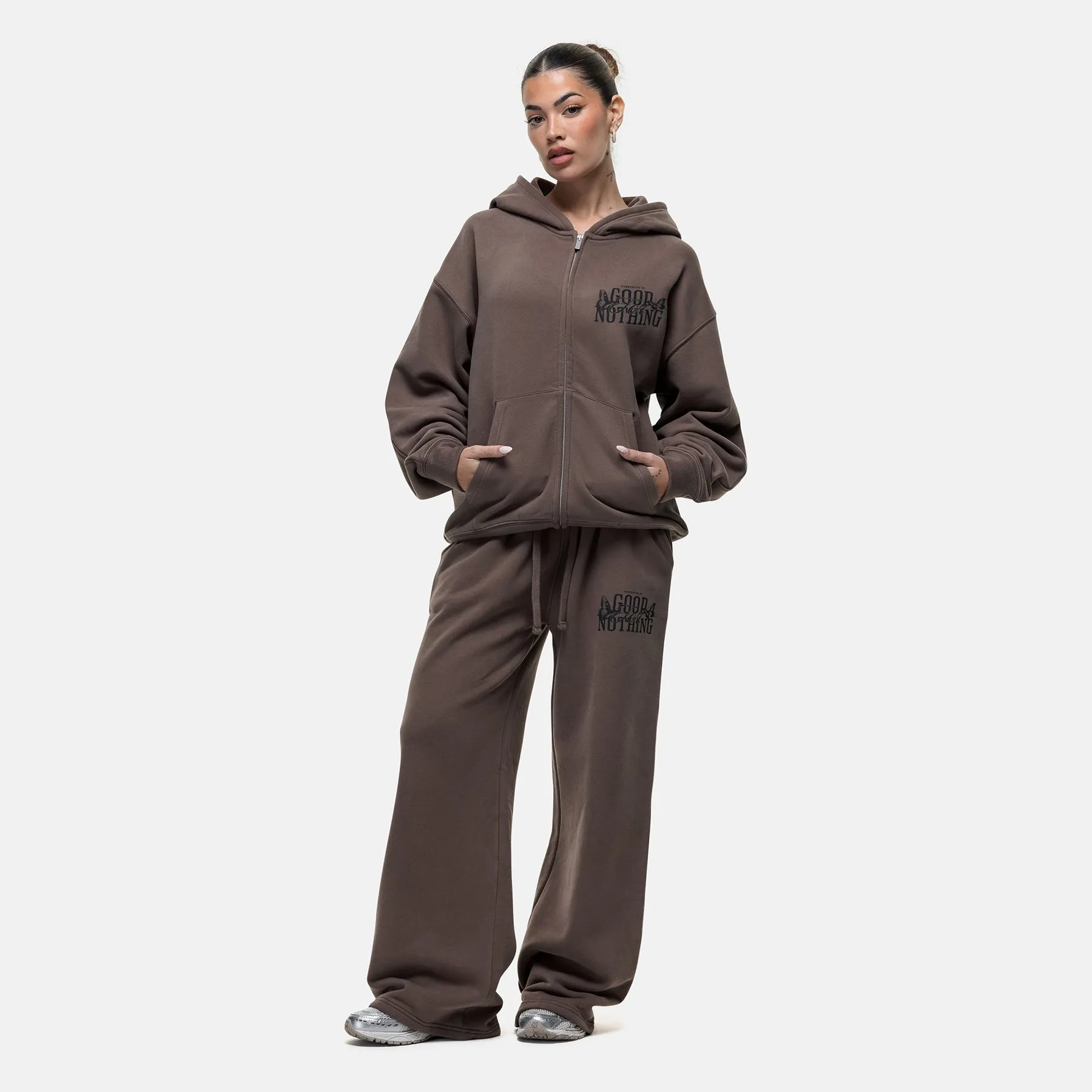 Dakota Butterfly Taupe Sweatpants Easy Travel Comfort Flex