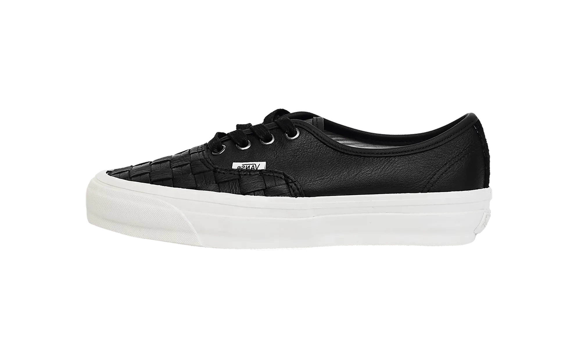 Authentic 44 "Black Leather" Easy To Clean slow walk