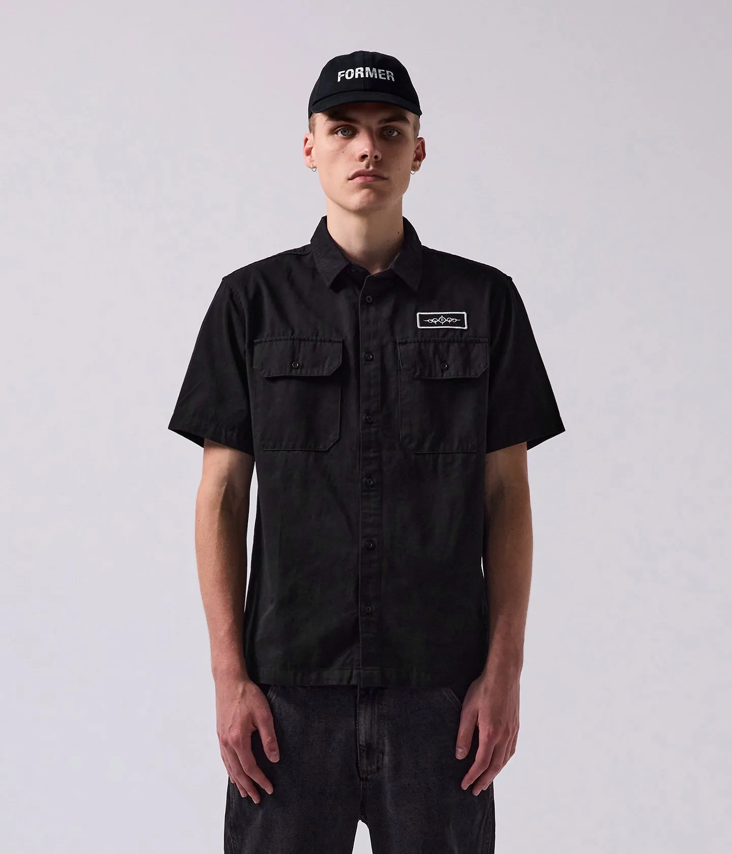 B.HOWARD SS SHIRT // BLACK Chill Mode Fit