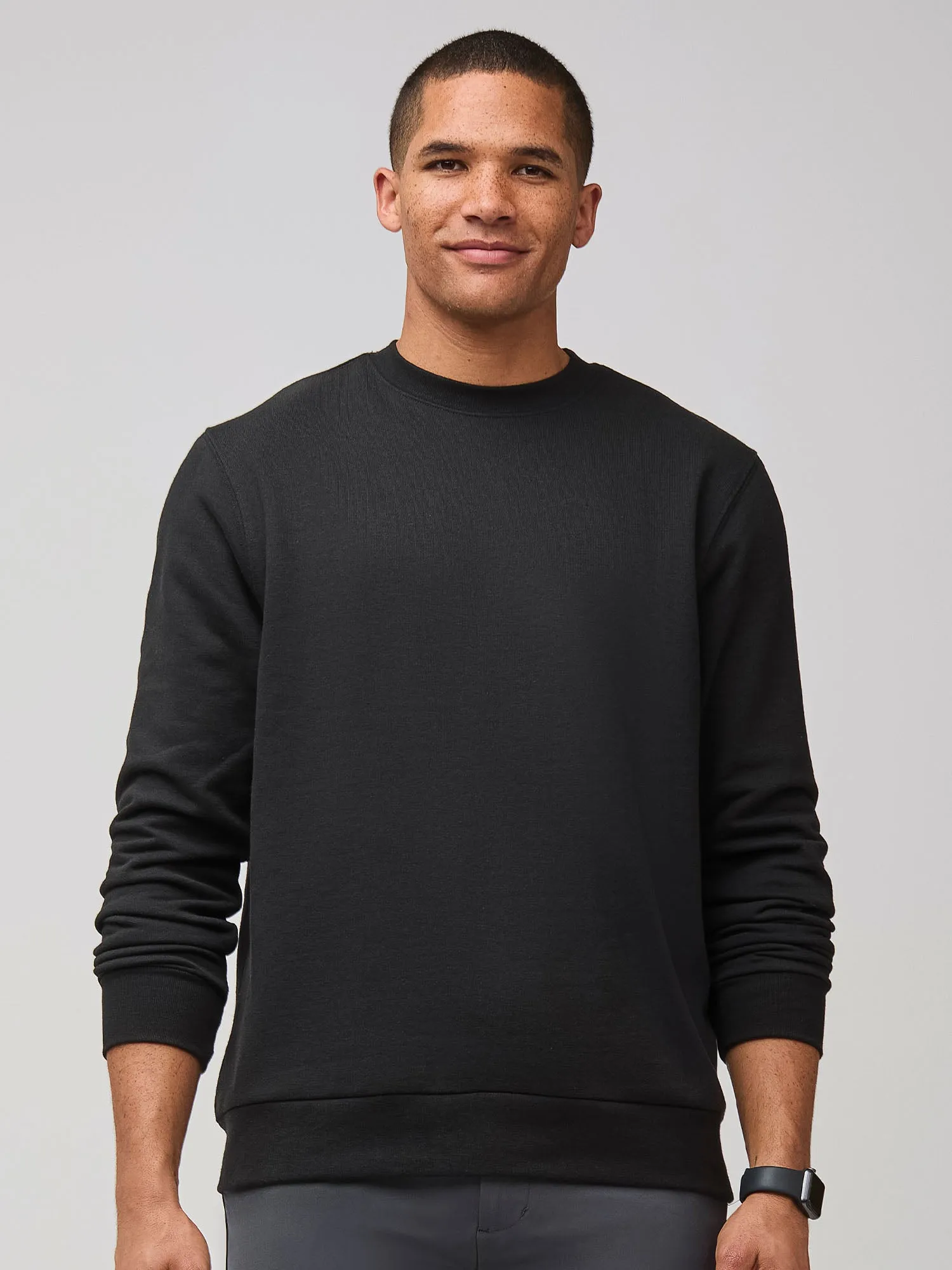 Black Crew Sweatshirt Fashion-Forward Look Soft Texture