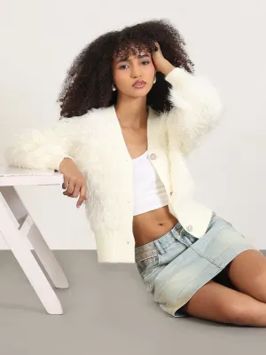 Weight Distribution Tech Seasonal Comfort Women's Off White Solid V-Neck Shrug