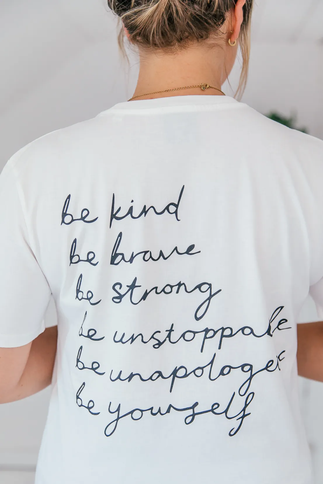 layerable O&F Be Tee