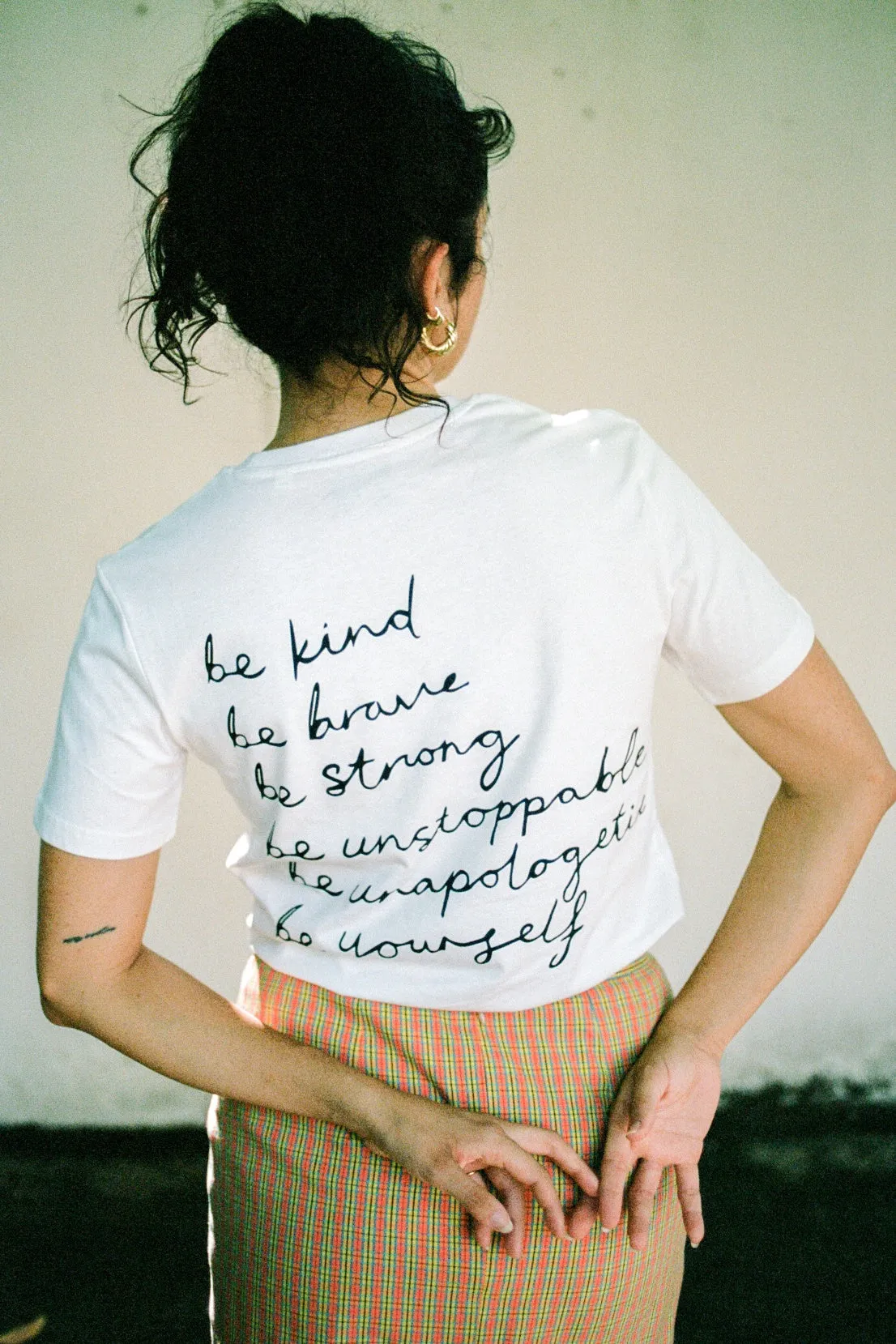 O&F Be Tee Garment Washed Texture