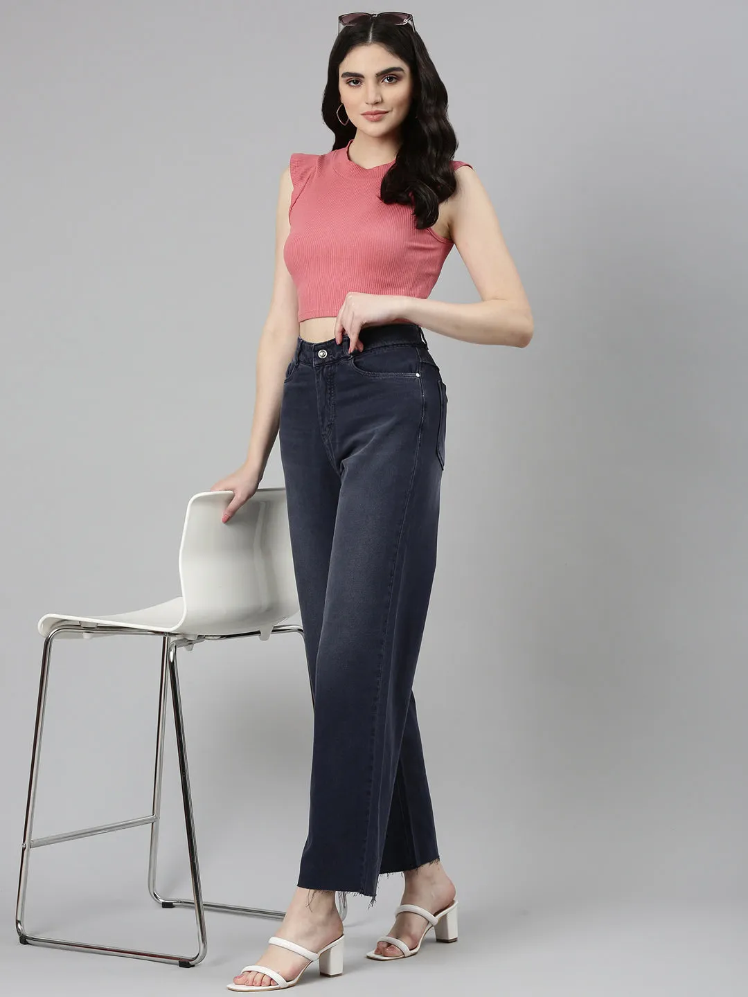 Casual Chic Night Out Neutral Textured Women's Navy Blue Mid-Rise Light Fade Whiskers & Chevrons Denim Jeans