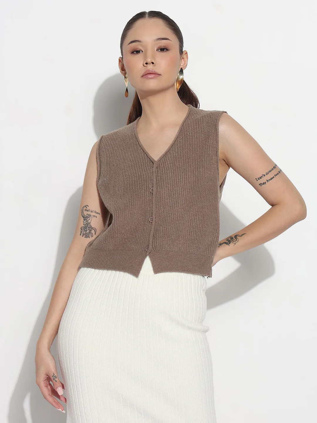 Worn In Women's Ribbed Brown V-Neck Sleeveless Knitted Top