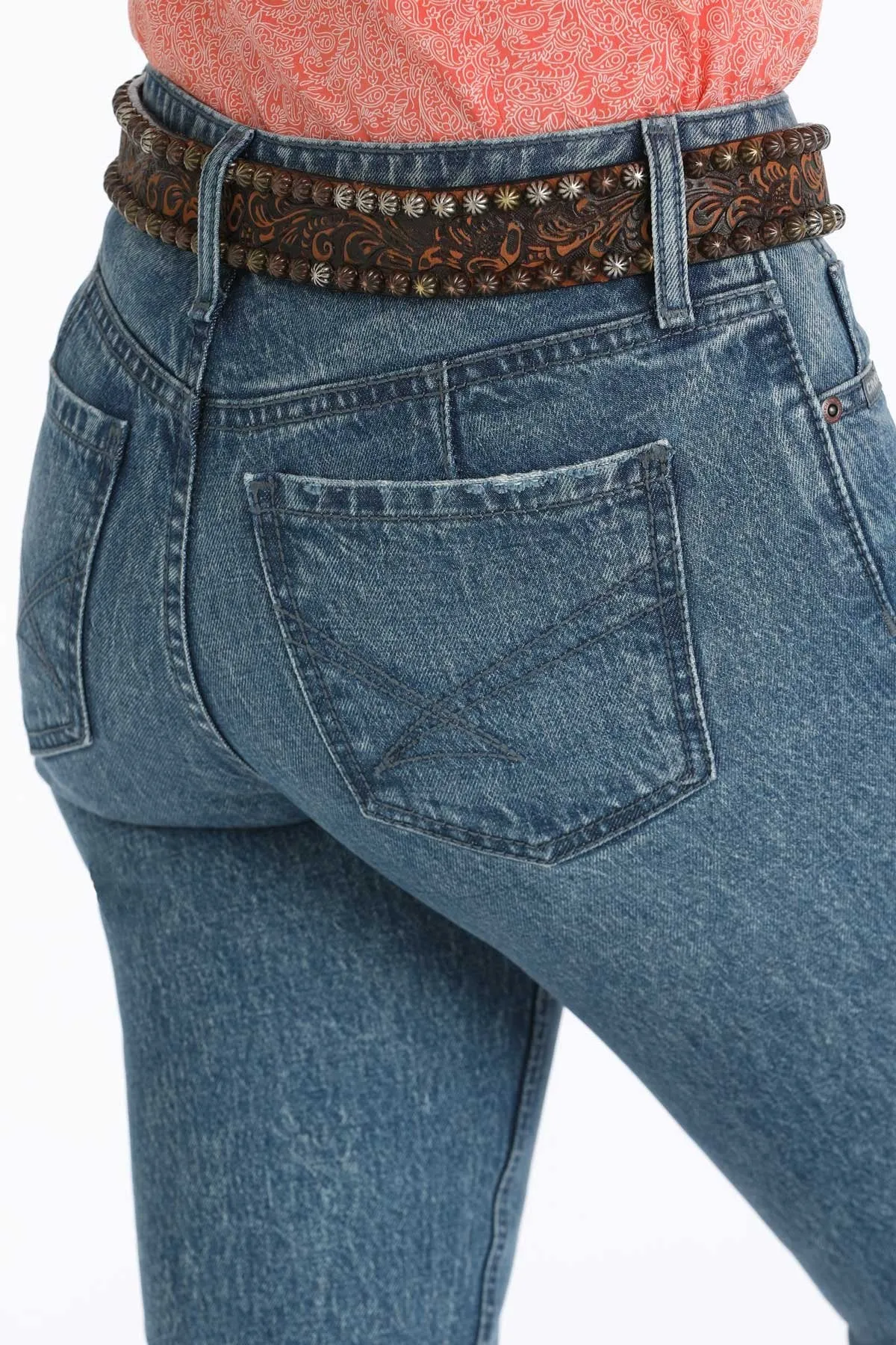 All Around Cinch Women's Lynden Slim Trouser in Light Wash