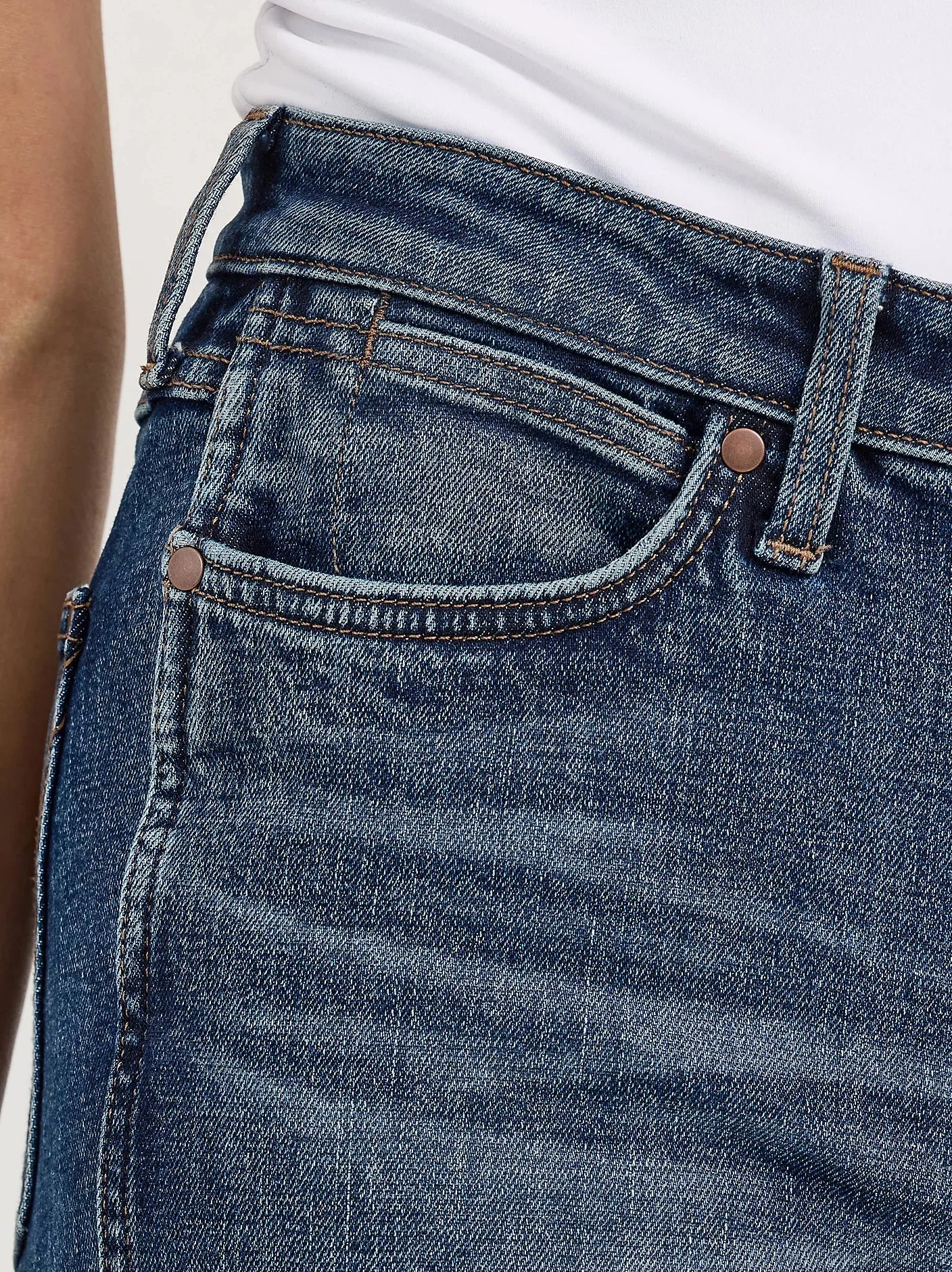 Stylish Choice School Fit Wrangler Retro Women's Bailey High Rise Flare Jean in Hannah