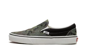 Matte Base Star Shine Classic Slip On "Camo"