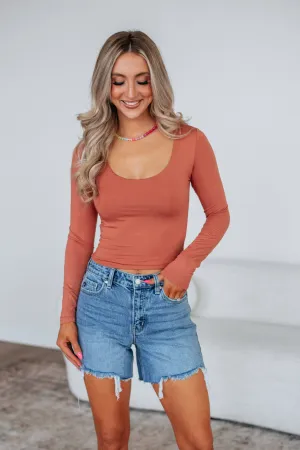 Shayla Basic Top - Terracotta Classic Trend Look