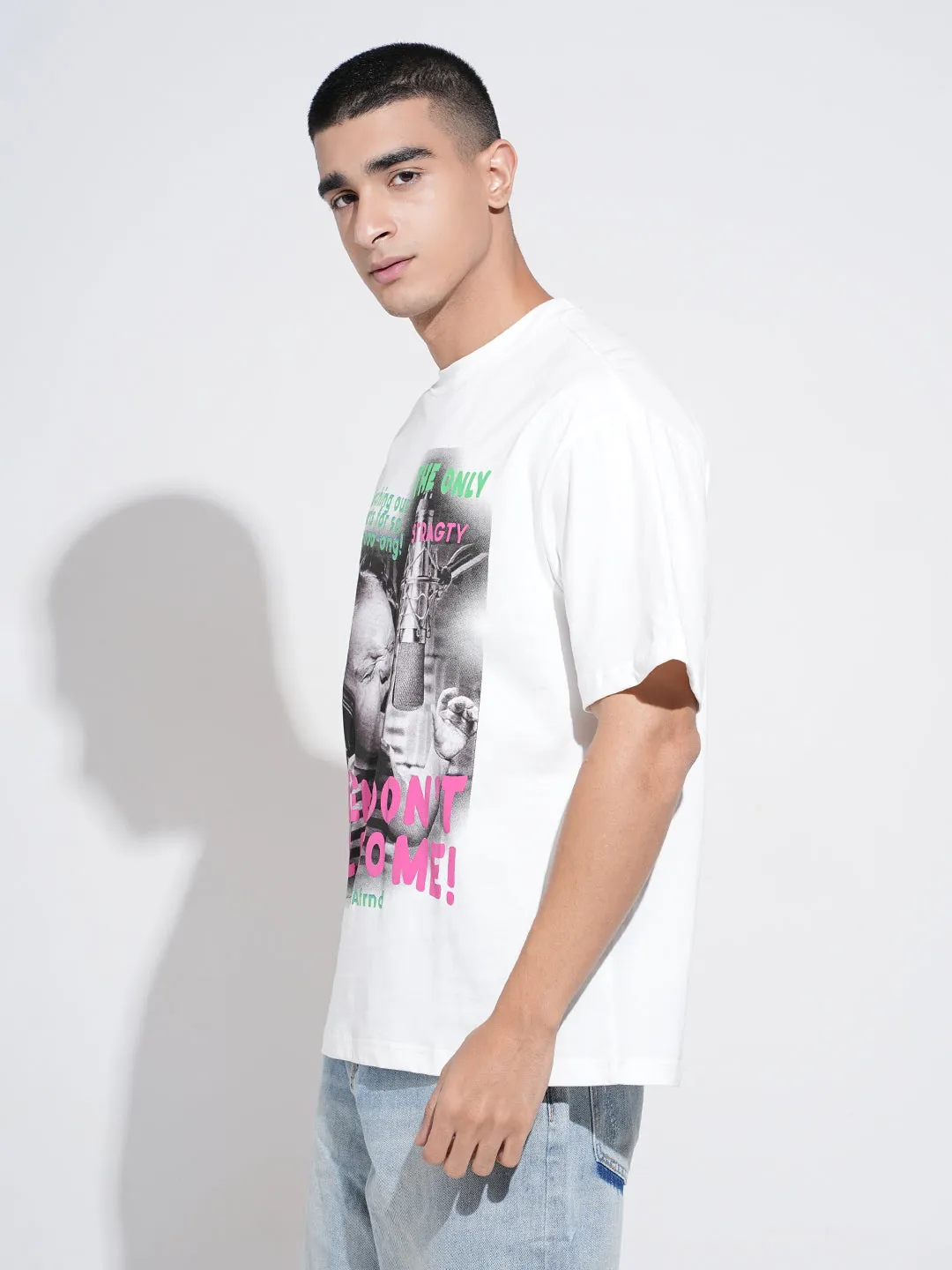 Stylish and Easygoing Men's Graphic Print White Short Sleeves Round Neck Oversized T-Shirt