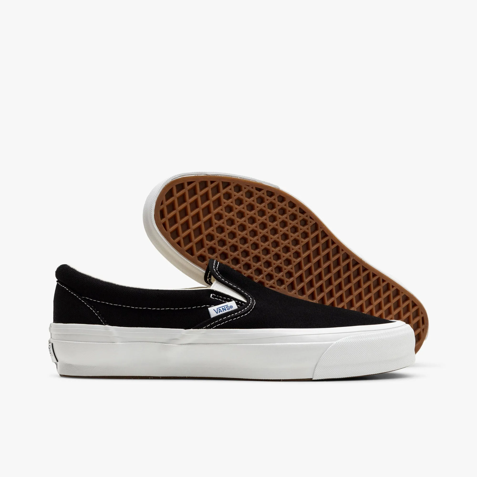 All-Weather Design morning run Vans Slip-On Reissue 98 LX / Black / White