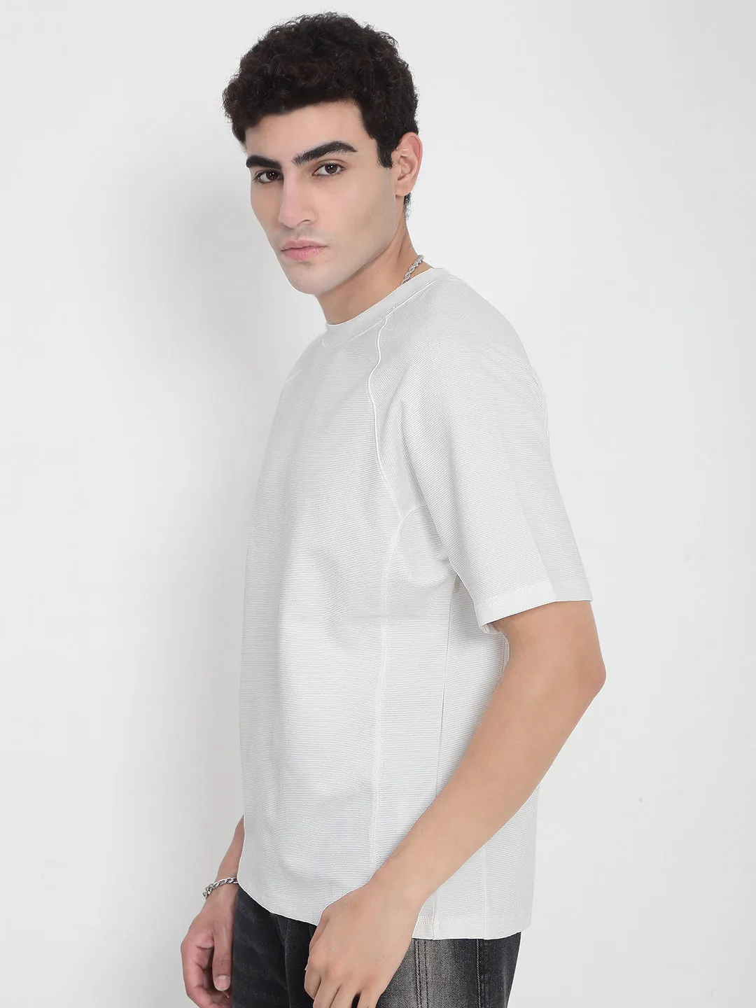 Matte Look Timeless Wear Men's White Relaxed Fit T-Shirt