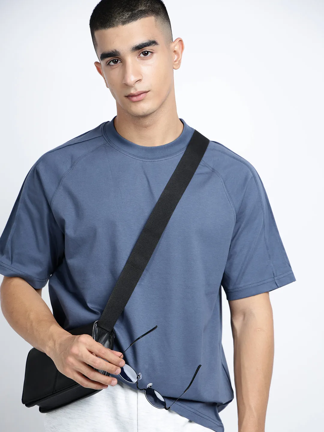 Men's Blue Short Sleeves Round Neck Oversized T-Shirt Stretchable Fabric