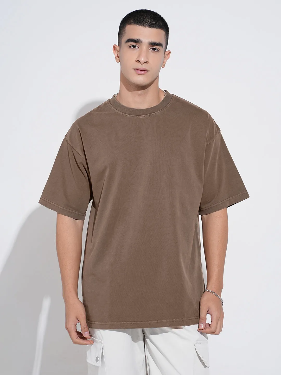 Urban Casual Look Men's Brown Short Sleeves Round Neck Oversized T-Shirt