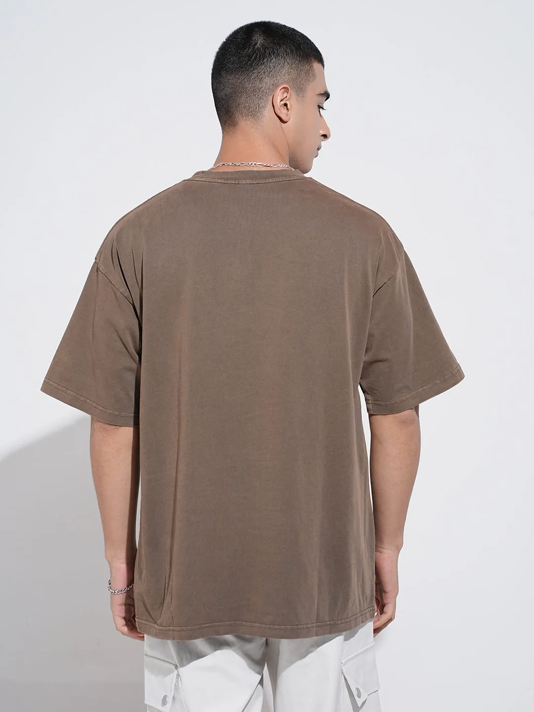 Men's Brown Short Sleeves Round Neck Oversized T-Shirt Flexible Shoulder Seams