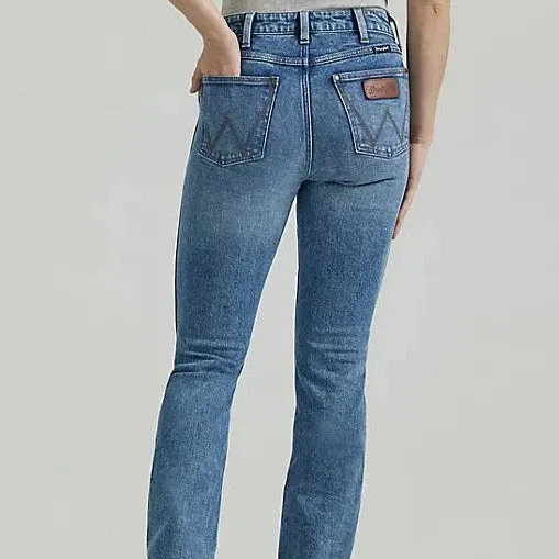 Iconic Outfit Wrangler Retro Women's Bailey High Rise Bootcut Jean in Georgia