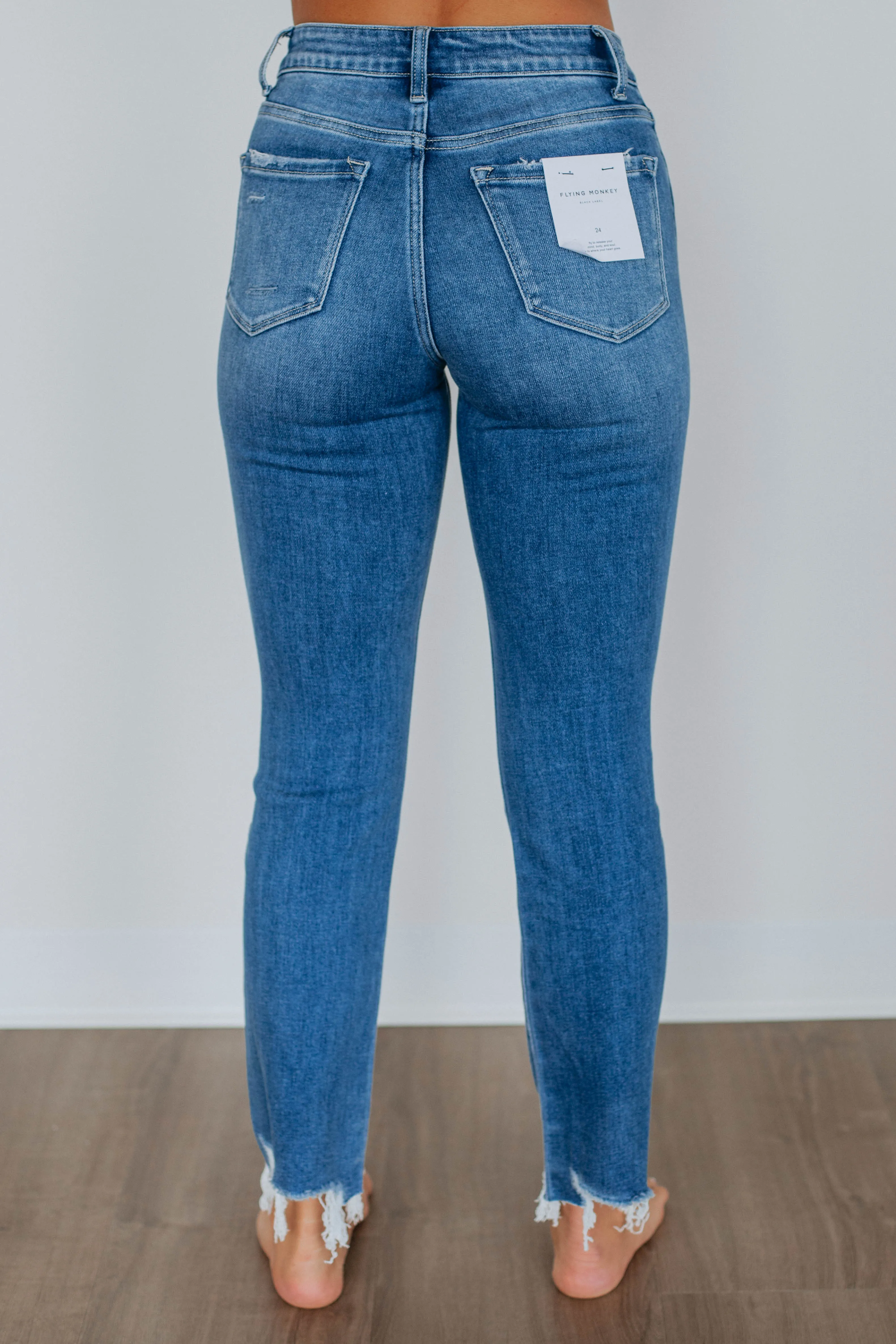 Cool And Simple Spring Mood Slim Zeke Flying Monkey Jeans