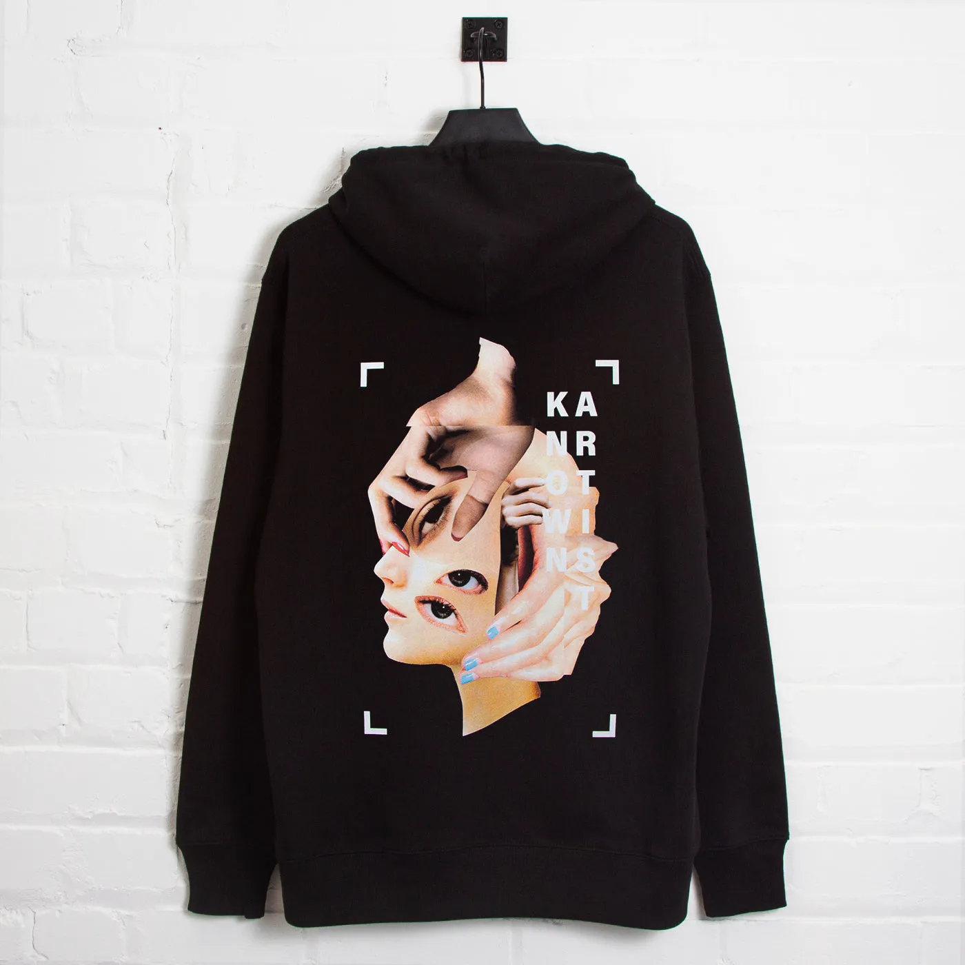 Essential Sporty Known Artist 001 - Pullover Hood - Black