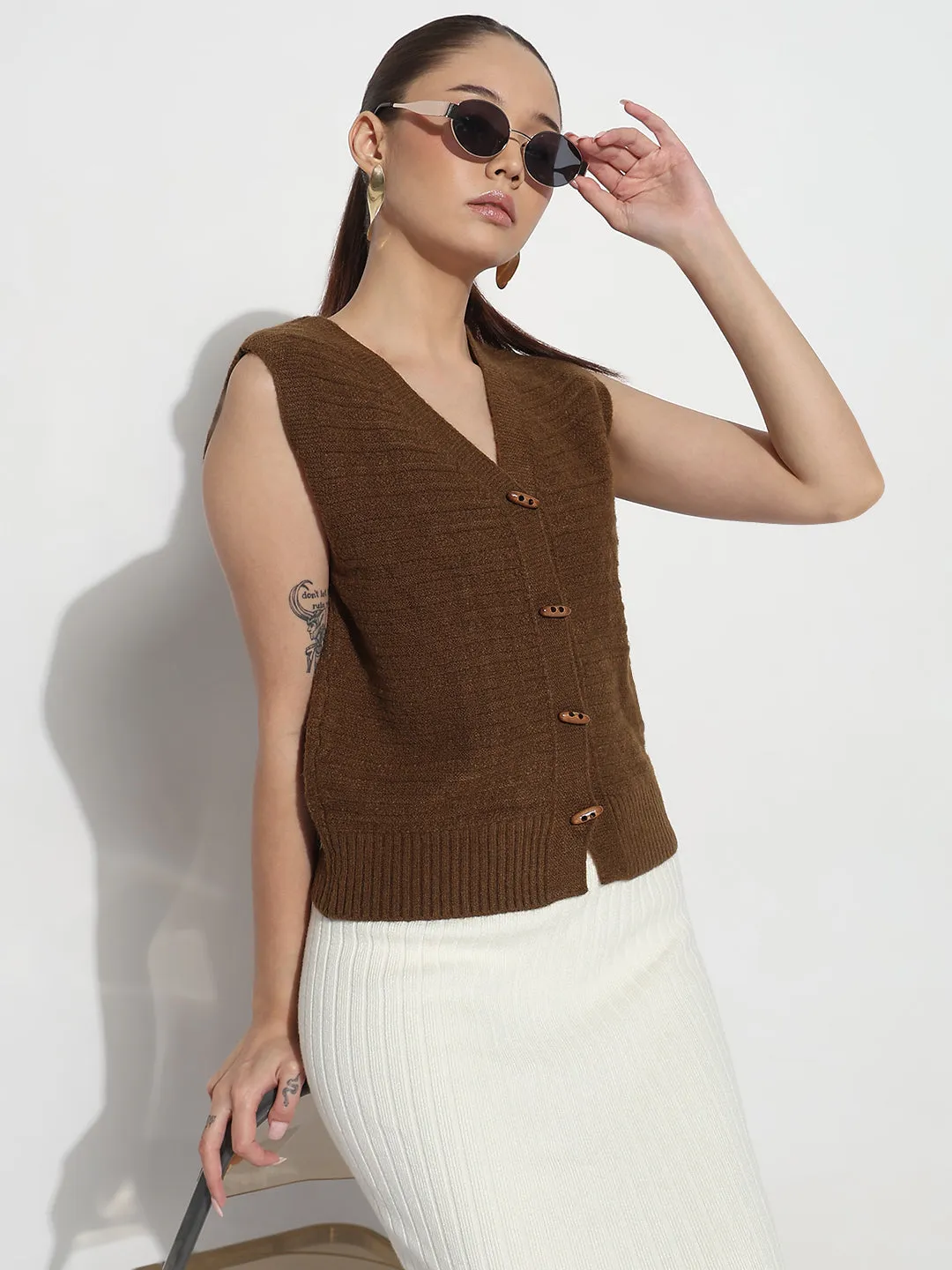 Women's Brown V-Neck Sleeveless Knitted Top with Button Detail Weight Distribution Tech Breathable Lining