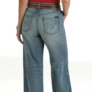 Cruel Women's High Rise Loose Fit Casey Wide Leg Jean in Medium Stonewash Lightweight Urban Explorer