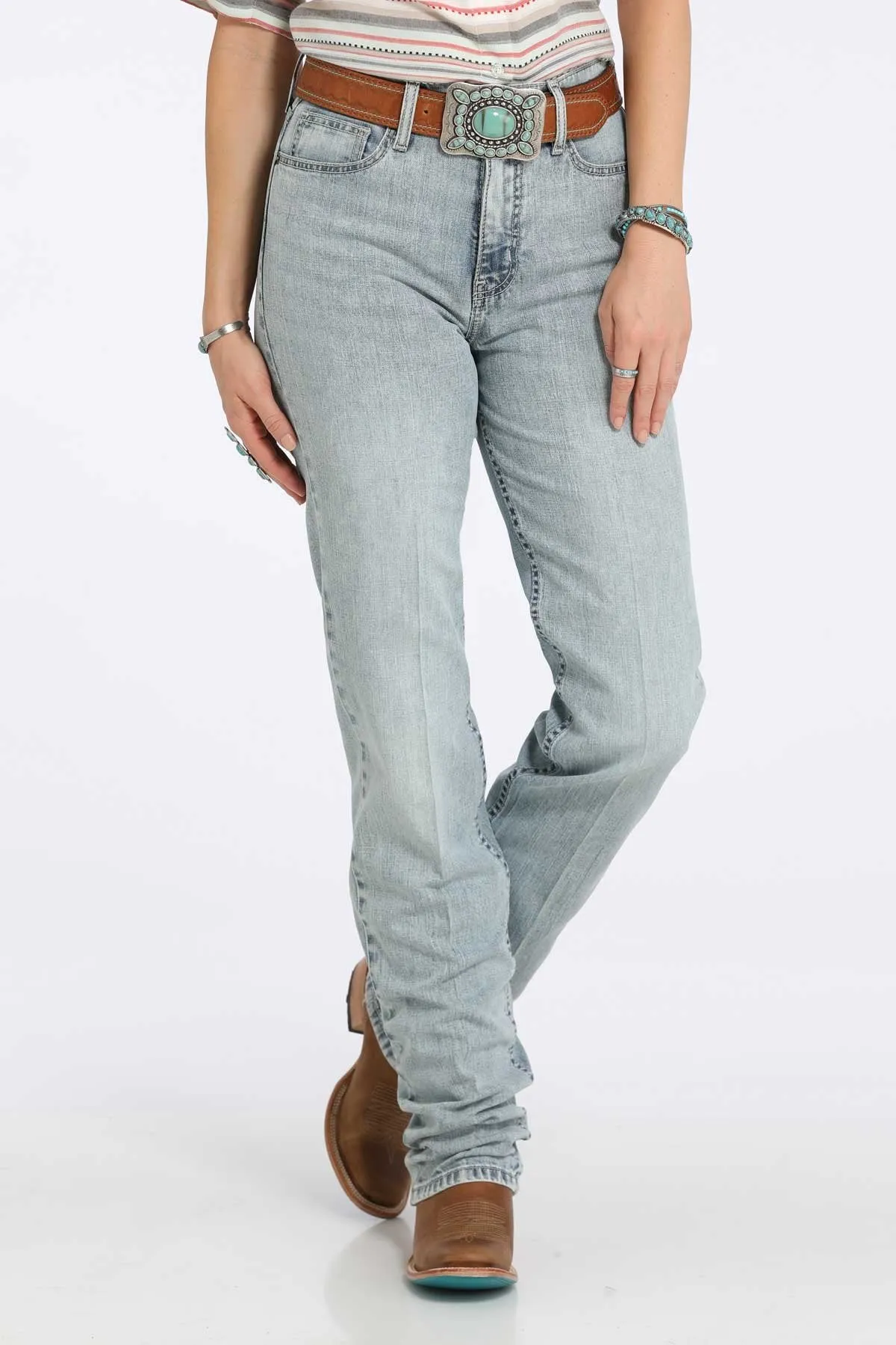 Weekend Getaway Minimalist Breathable Cruel Women's Quinn High Rise Boot Cut Jean in Light Stonewash