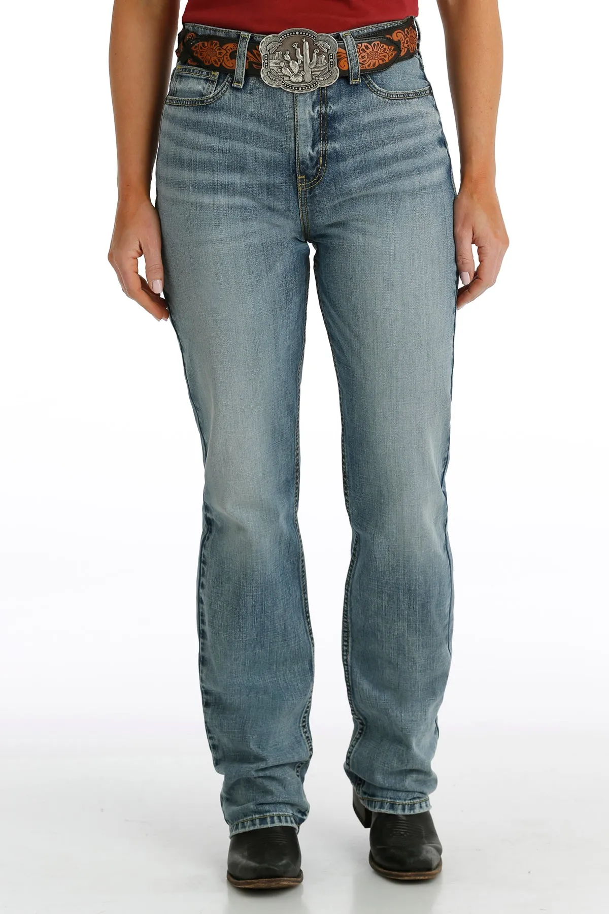 Cruel Women's Quinn Relaxed Straight Jean in Light Stonewash Season Ready Odor Control Treatment