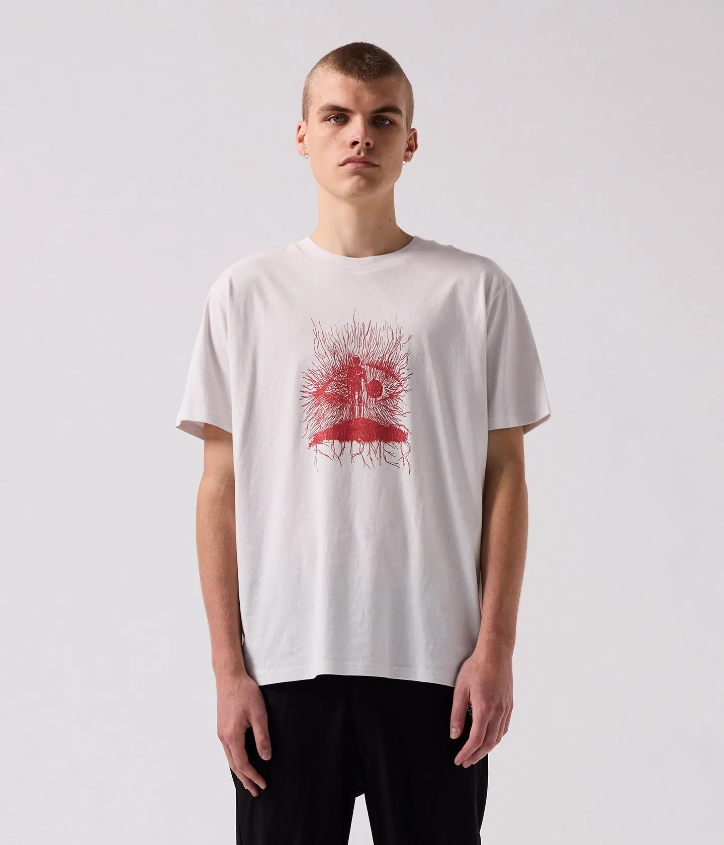 Sporty Vibe DENOUNCE T-SHIRT // BONE