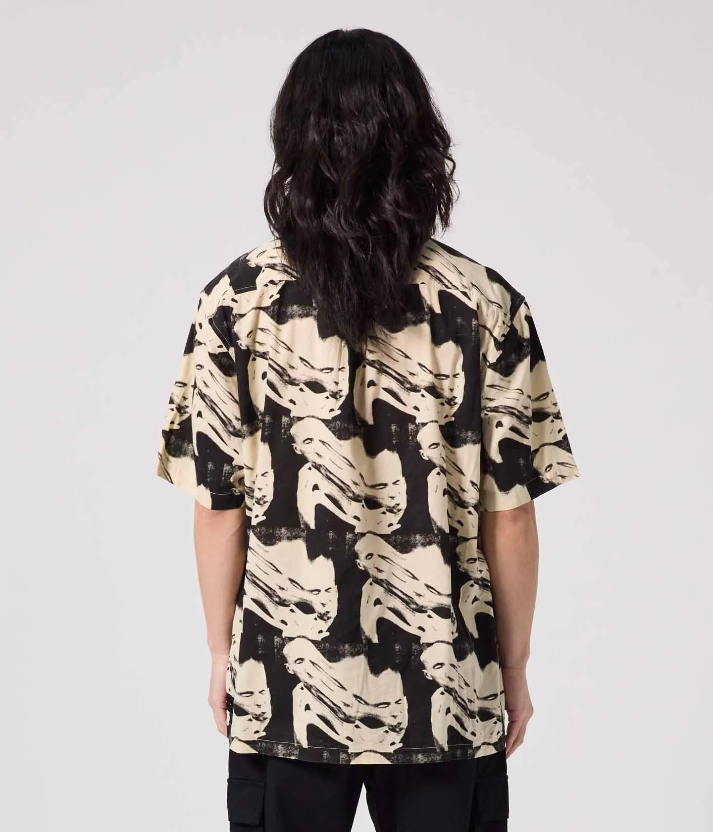 Pilling Resistant Finish DISTORT SS SHIRT // BONE