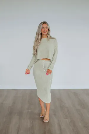 Crisp Details Lined interior Rheanna Midi Skirt - Sand