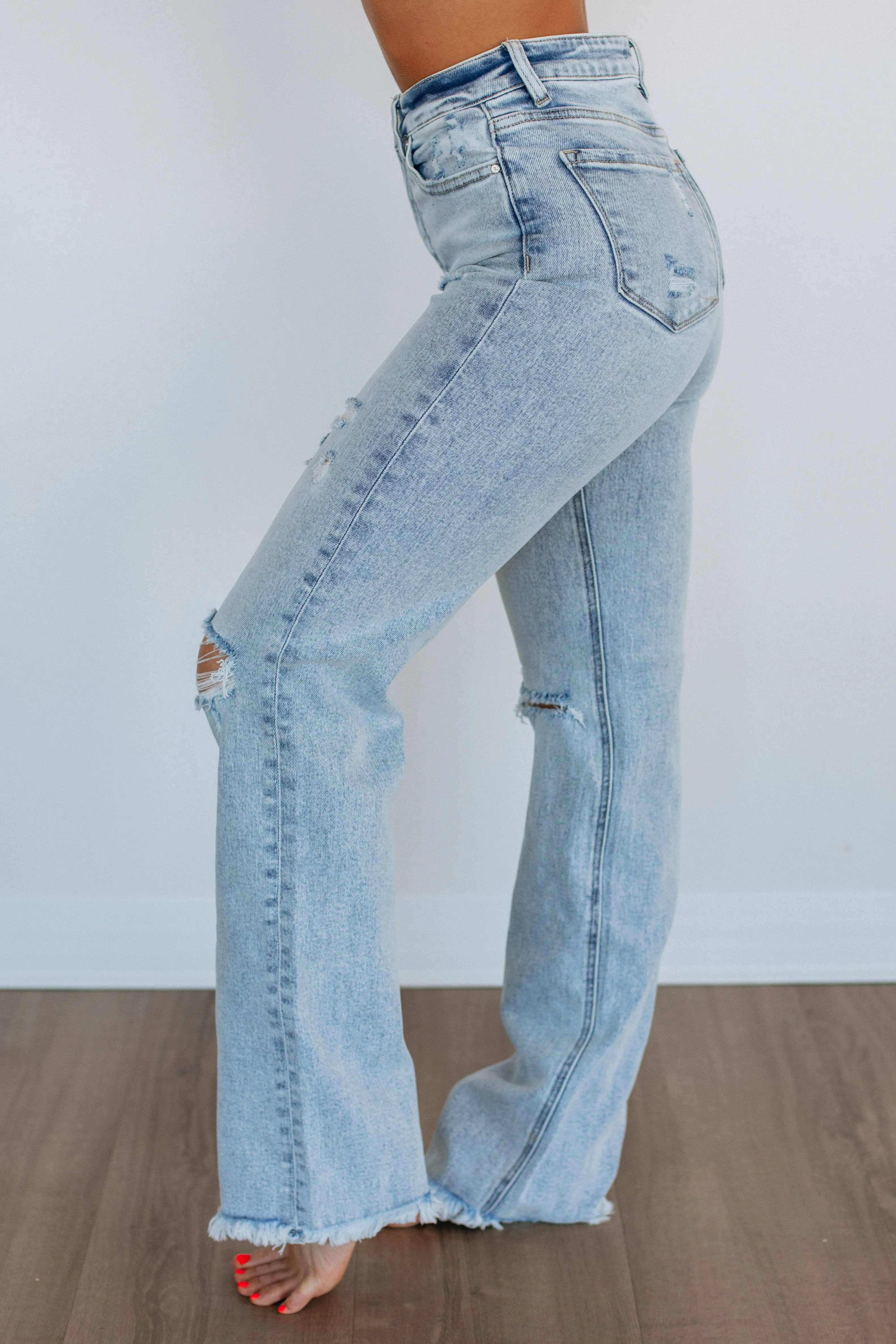Easy Option Eloise Risen Jeans - Light Wash