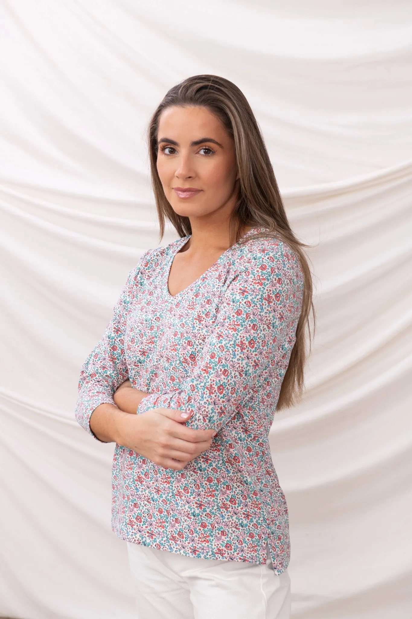 Ariana Top - Ditsy Floral Roomy Comfort