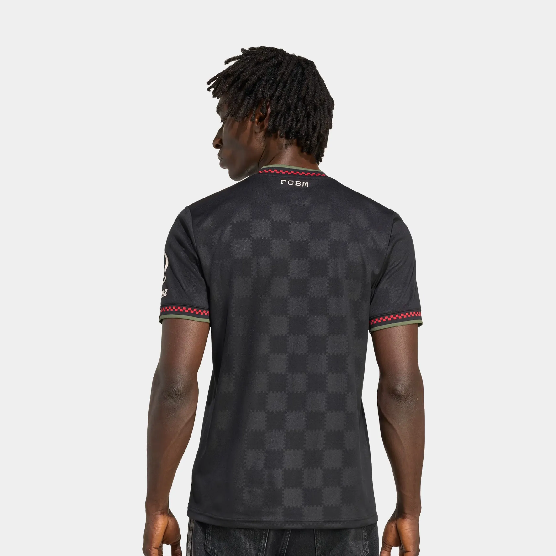 Anti Pilling Surface Treatment Reinforced Seams FC Bayern 26/26 Third Mens Jersey (Black/Red)