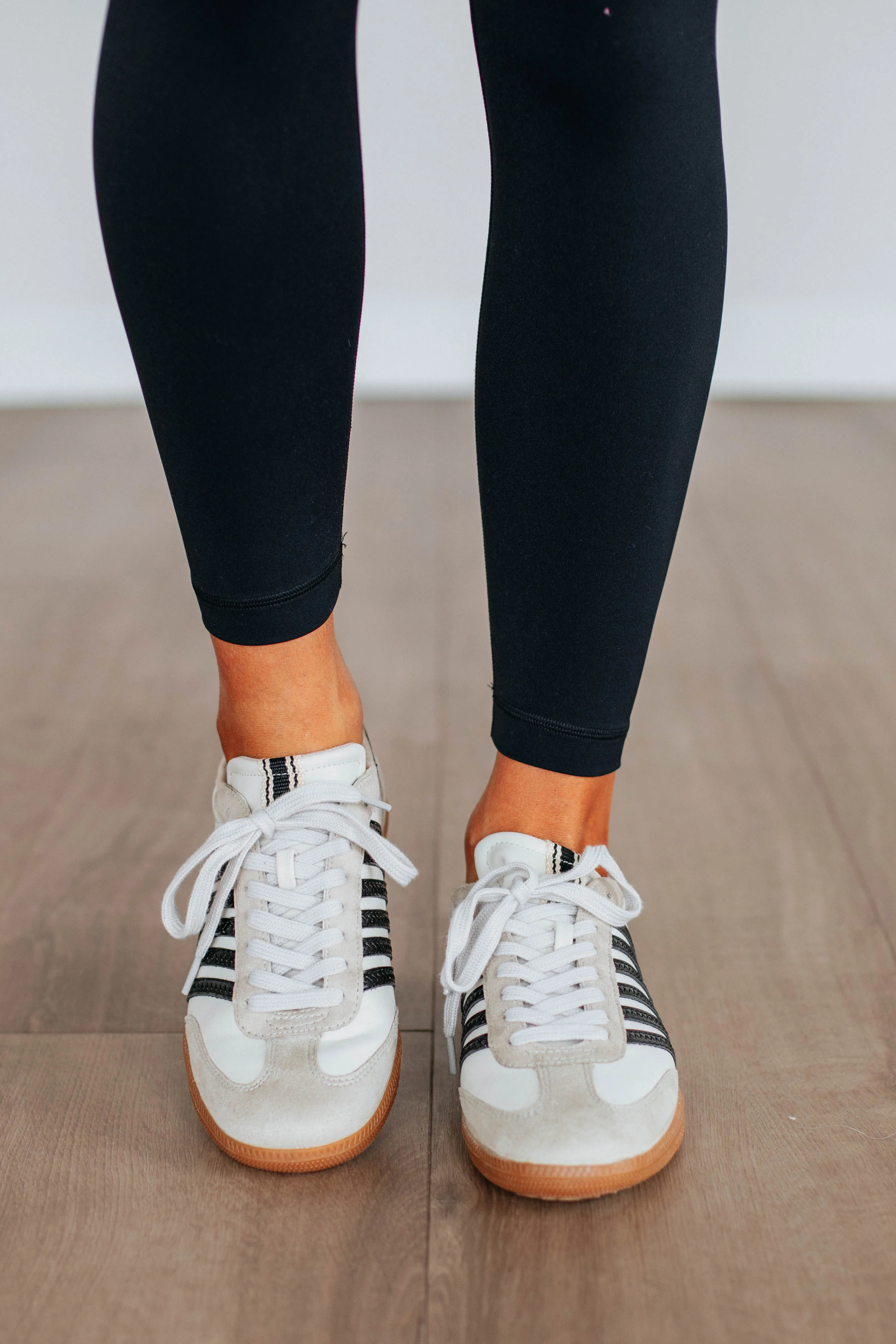 Shock Dispersing Plate Always A Trendsetter Sneakers - Black Mix