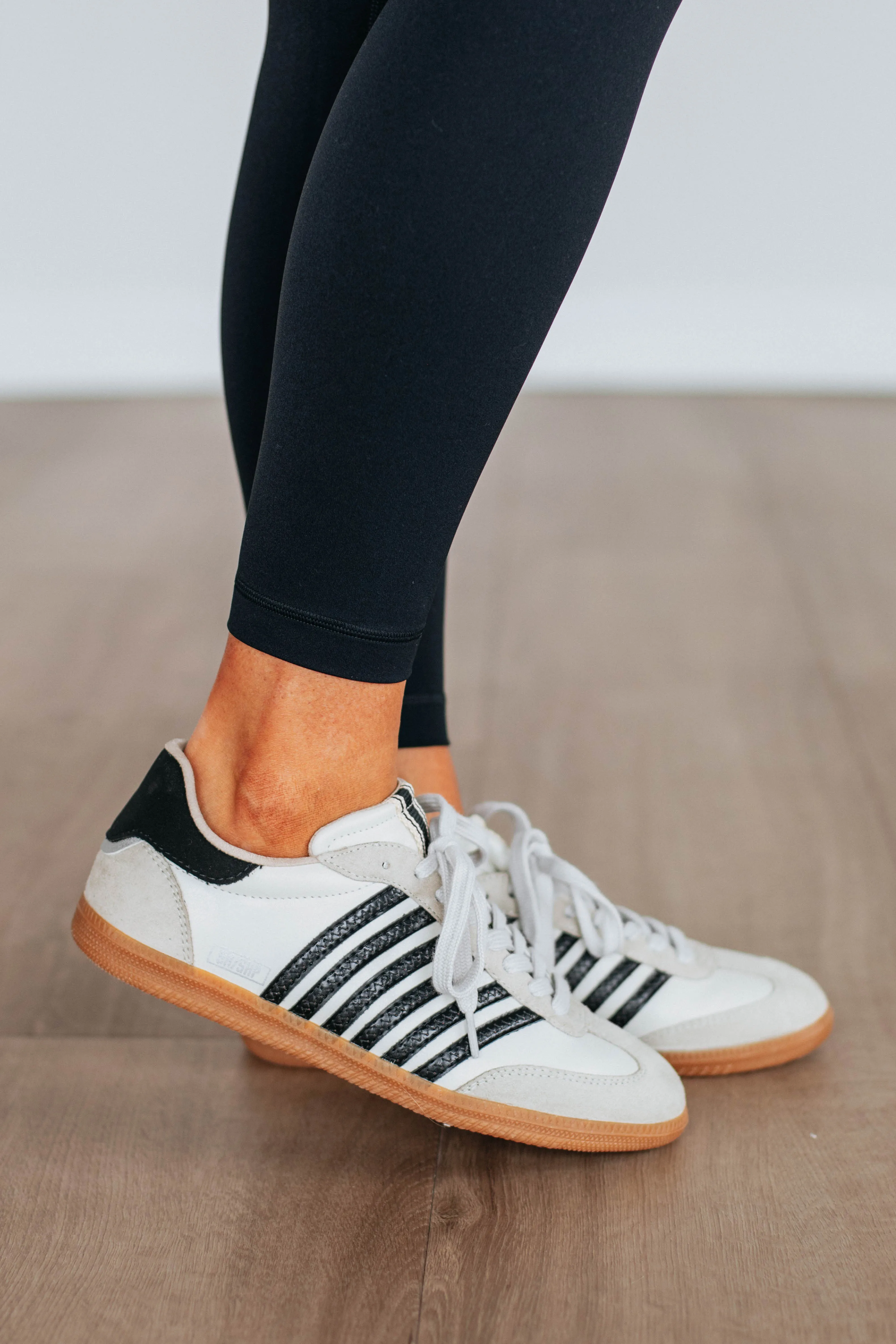 Scandi Clean Foot Support Always A Trendsetter Sneakers - Black Mix