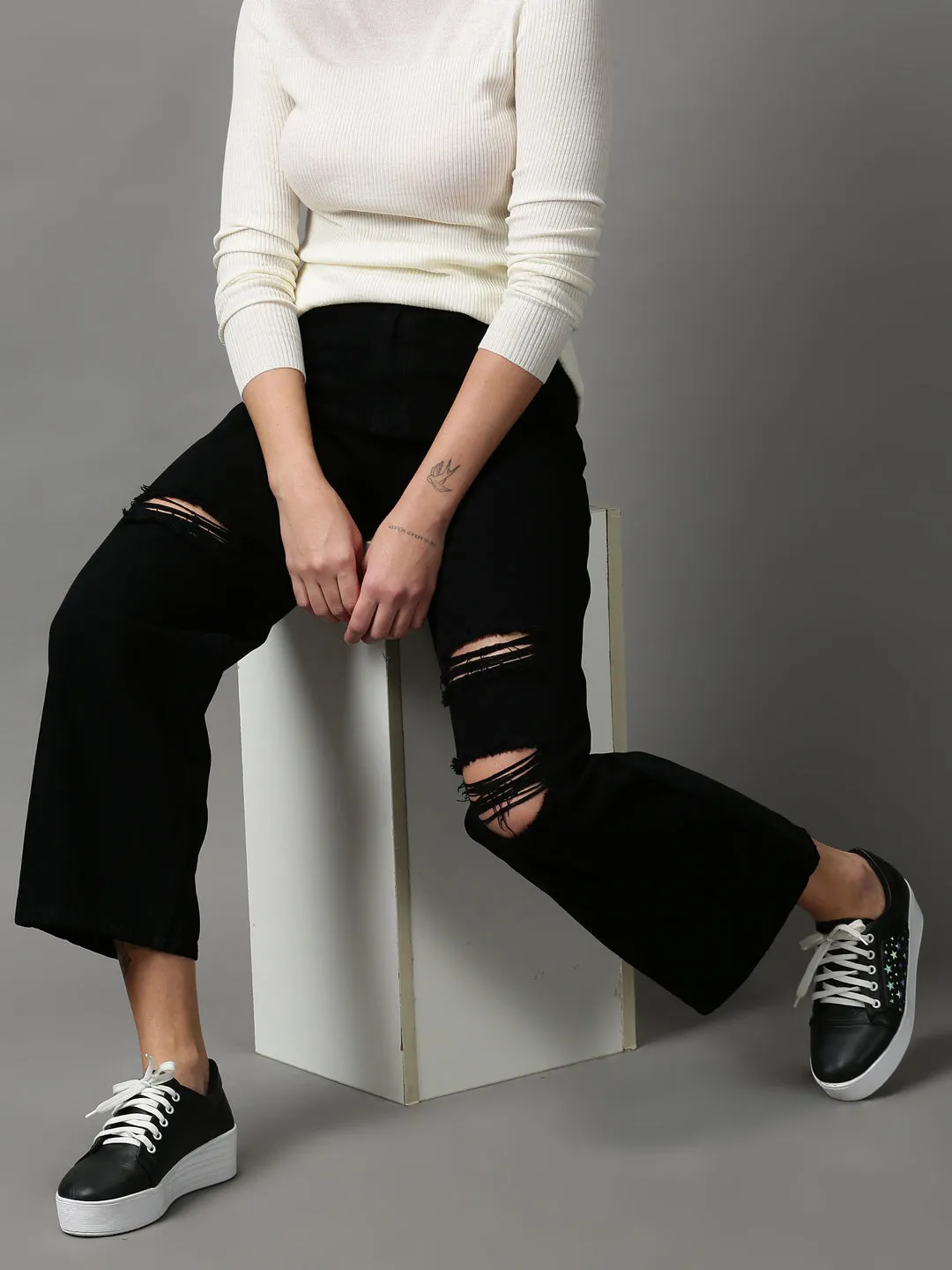 Relaxed Style Work Ready Outdoor Enthusiast Women's Black Wide Leg Slash Knee Jeans