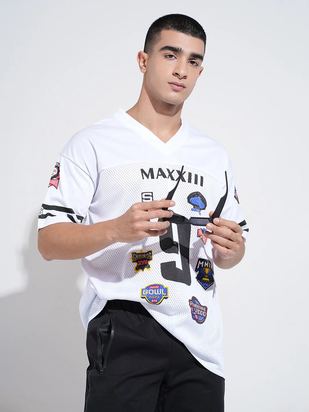 Daily Comfort Men's Graphic Print White Short Sleeves V-Neck Relaxed Fit T-Shirt