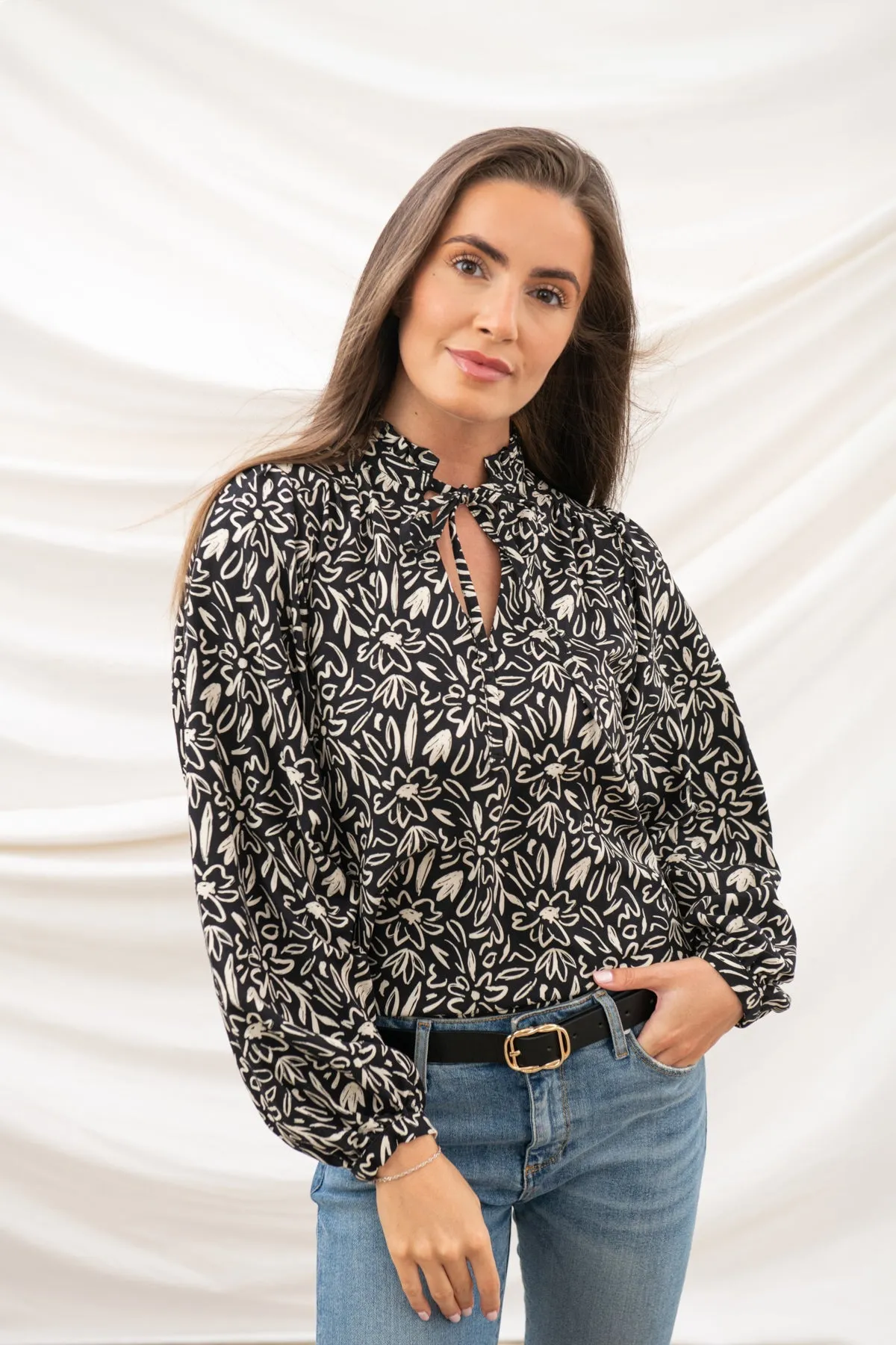 Casual Comfort Fit Soft and Cozy Grace Blouse - Black Floral