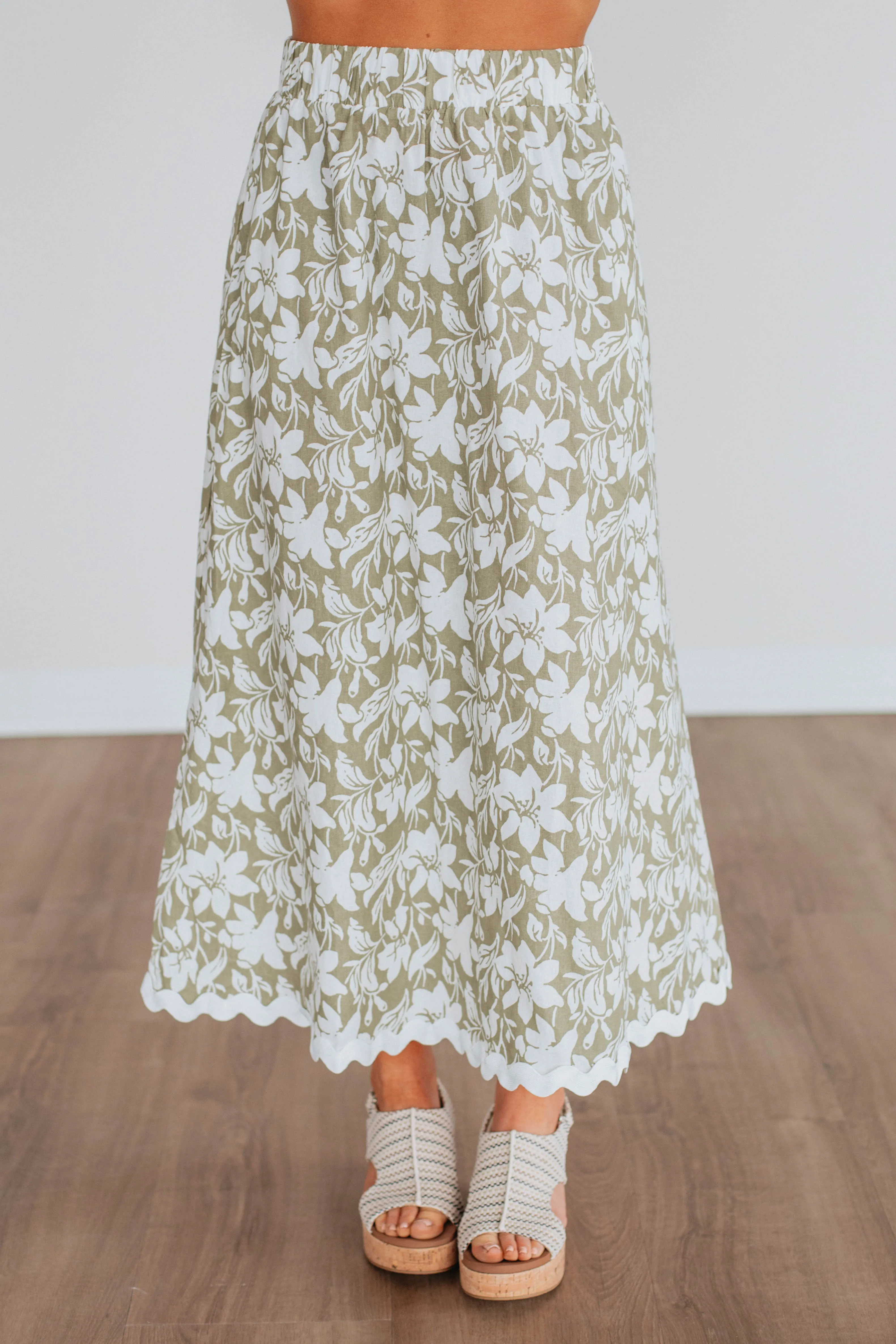 Havena Floral Skirt Rolled Hem Fall Favorite