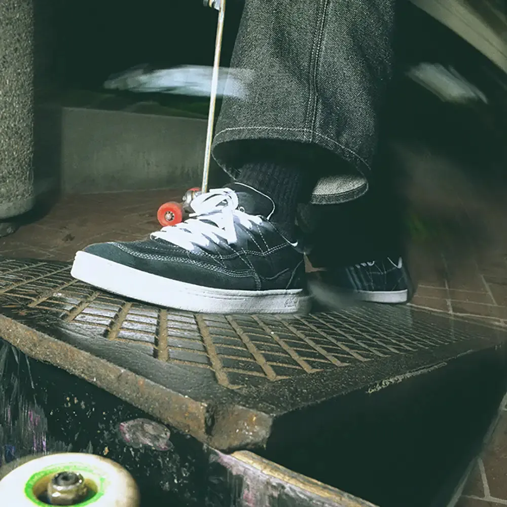 Snake Easy Wear Skater Power