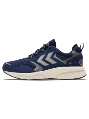 stability features Hummel Men's Marathona Reach LX Running Shoe