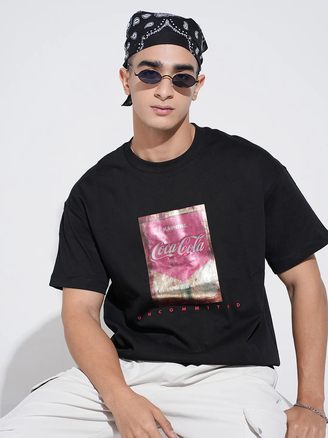 Men's Graphic Print Black Short Sleeves Round Neck Relaxed Fit T-Shirt Popular