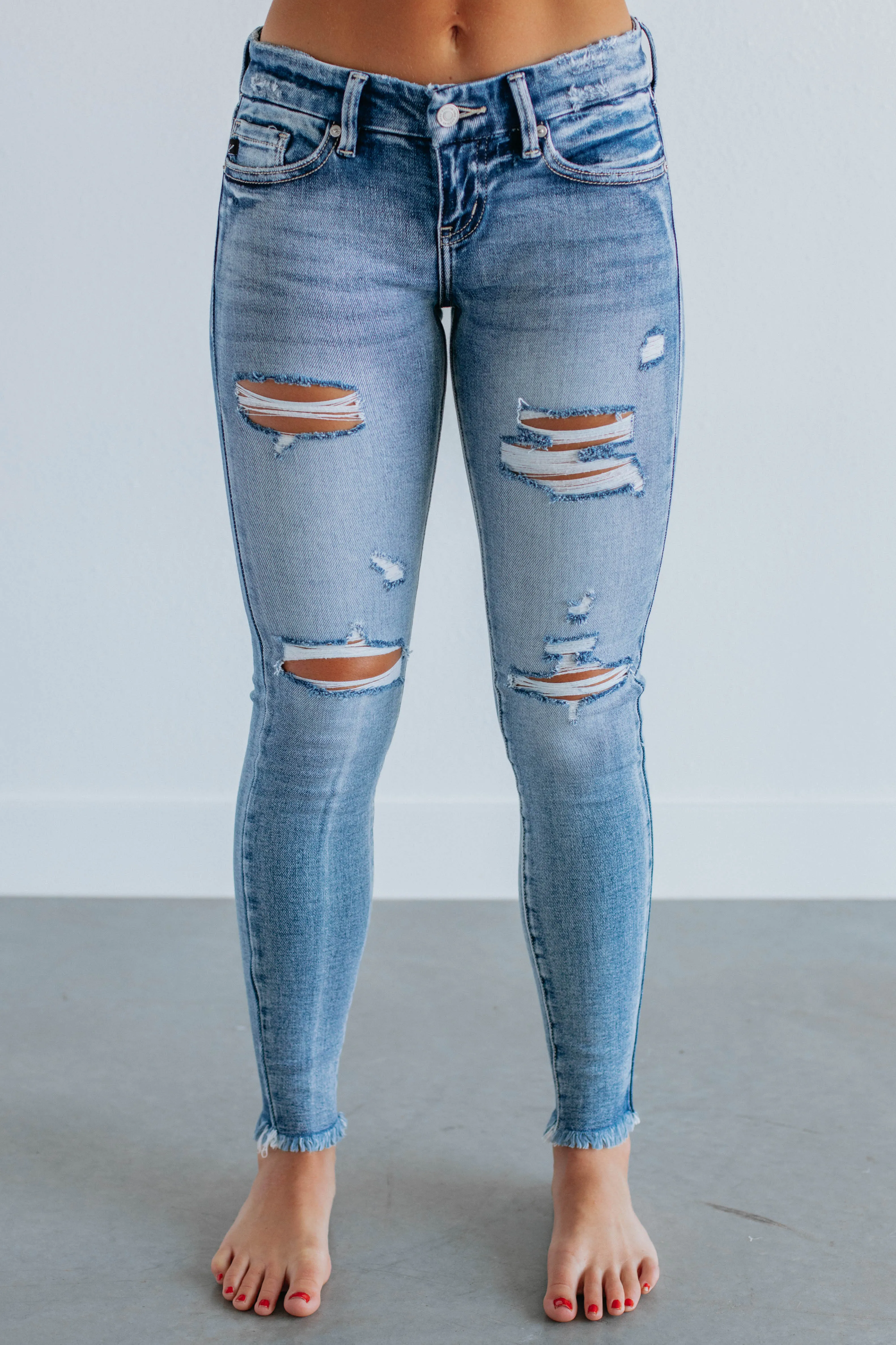 Murrie KanCan Jeans - Medium Wash Weekend Getaway Trend Setter