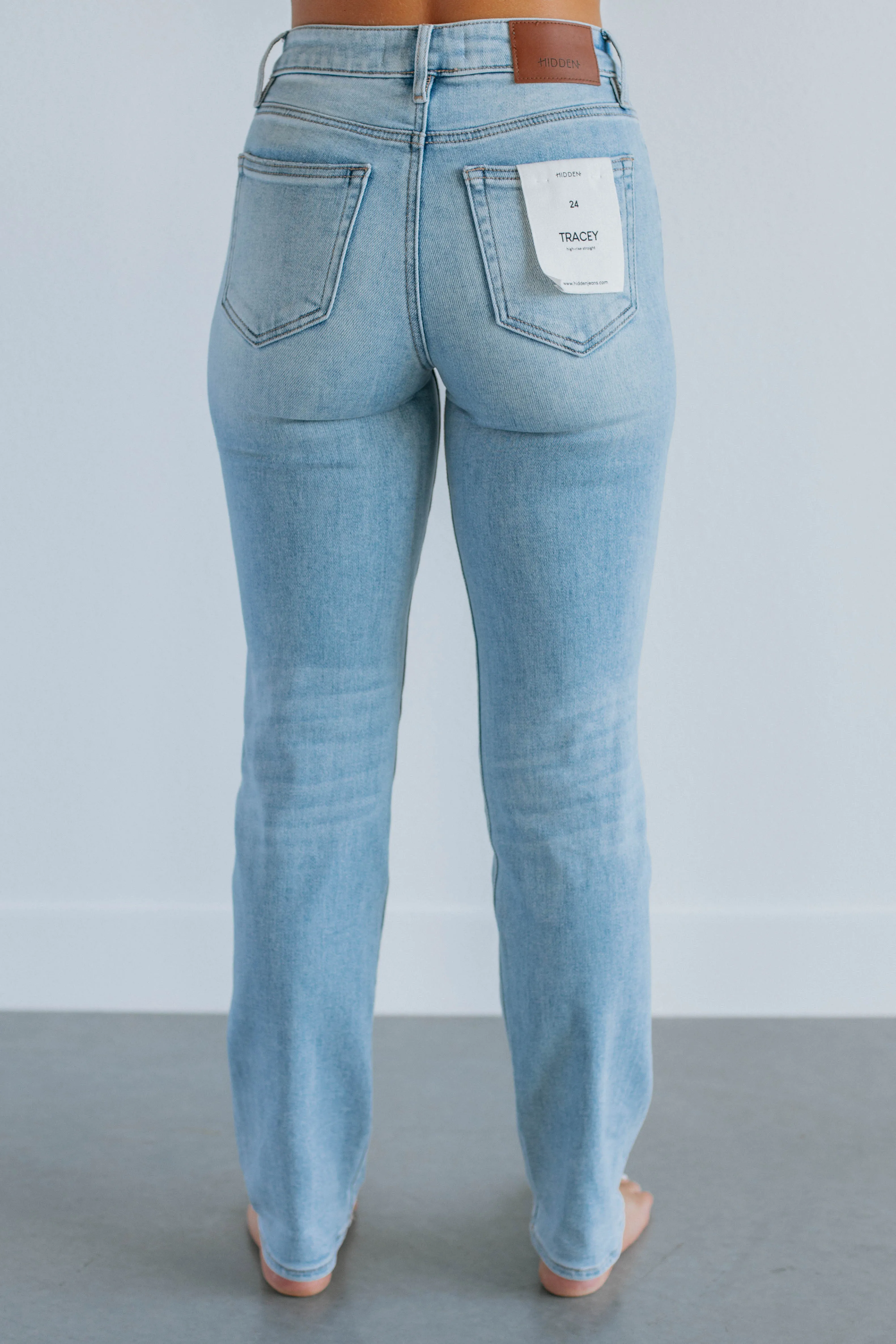 Curved Seam Construction Dynamic Style Tracey Hidden Jeans - Legacy